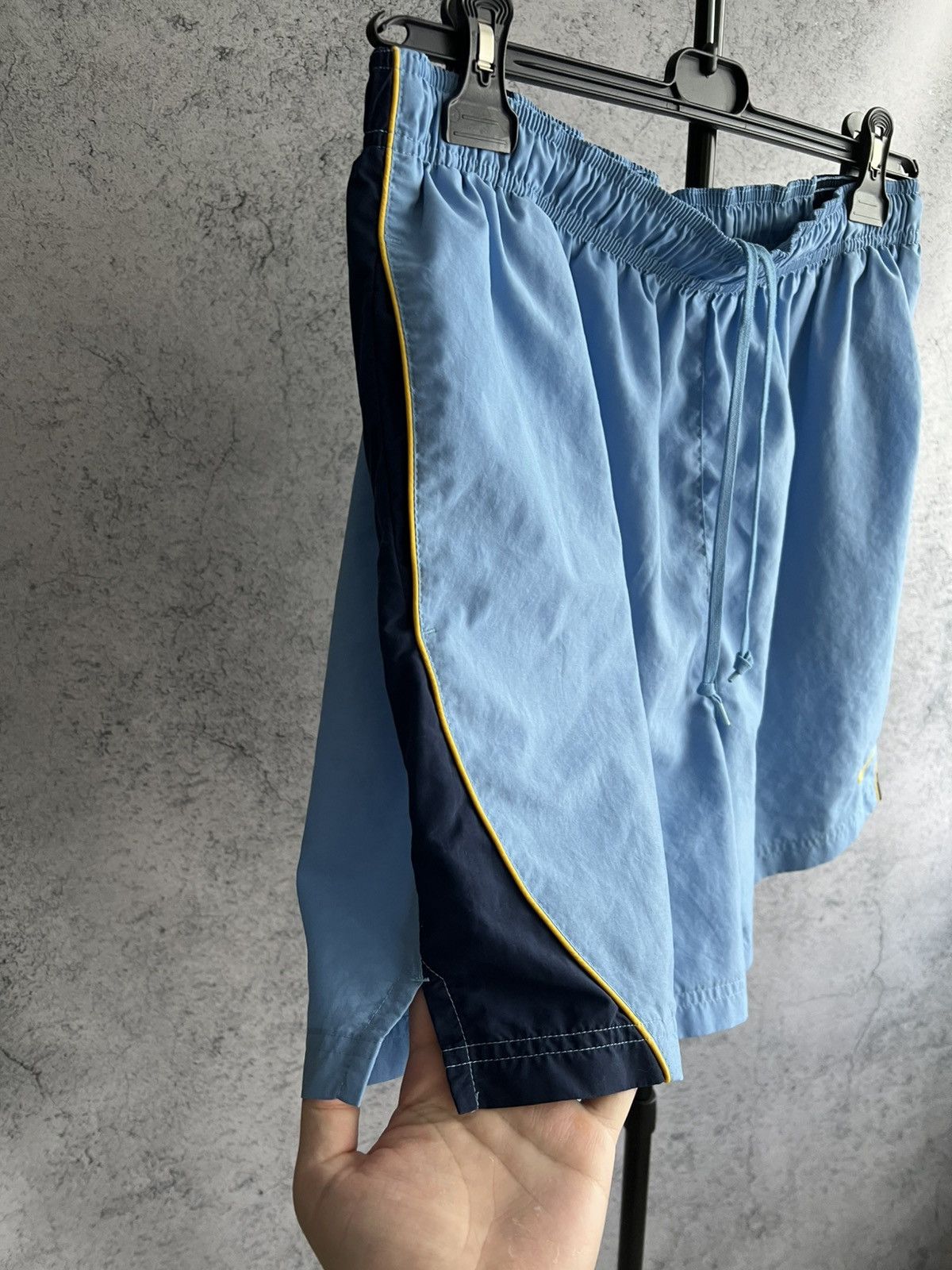 Nike Vintage Nike Nylon Shorts 2000s Mini Swoosh Blue Sportswear Size US 34 / EU 50 - 5 Thumbnail
