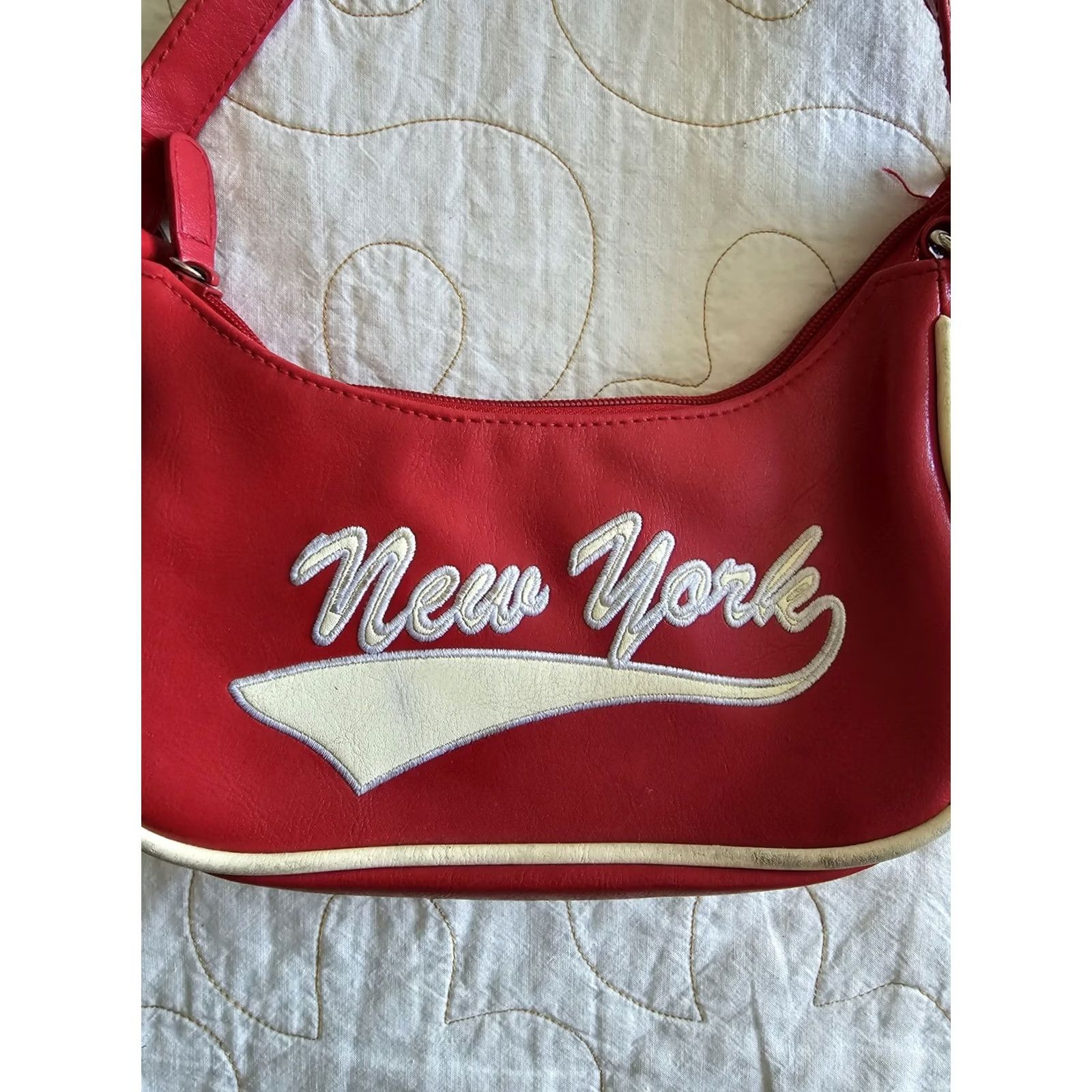 Vintage VINTAGE Payless Shoe Source Red Shoulder Bag Faux Leather Women 2000s Y2K Millennial 1990s Size ONE SIZE - 3 Thumbnail