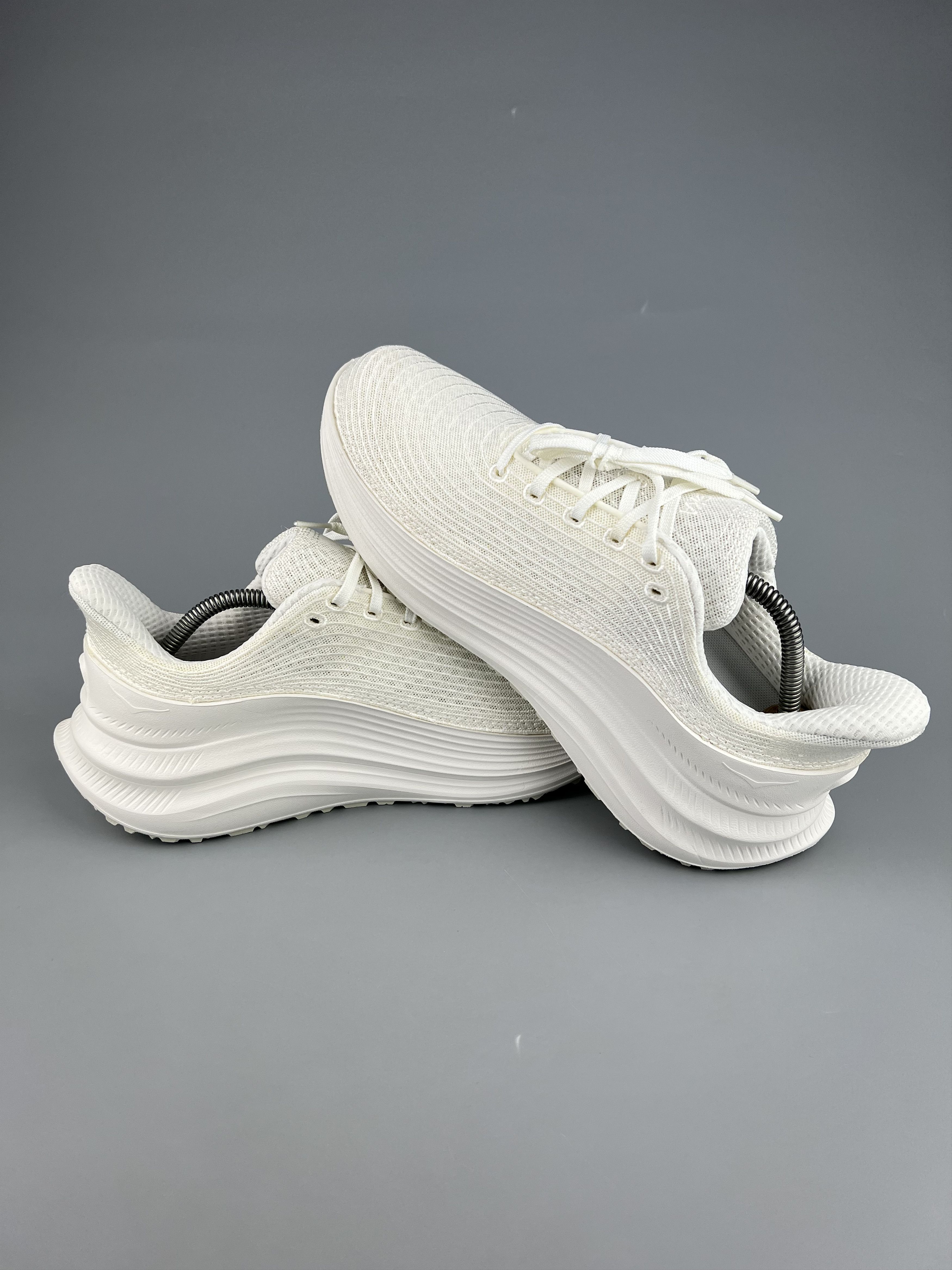 Hoka Hoka One One U Thoughtful Creation White Sneakers Size US 10 / IT 40 - 5 Thumbnail