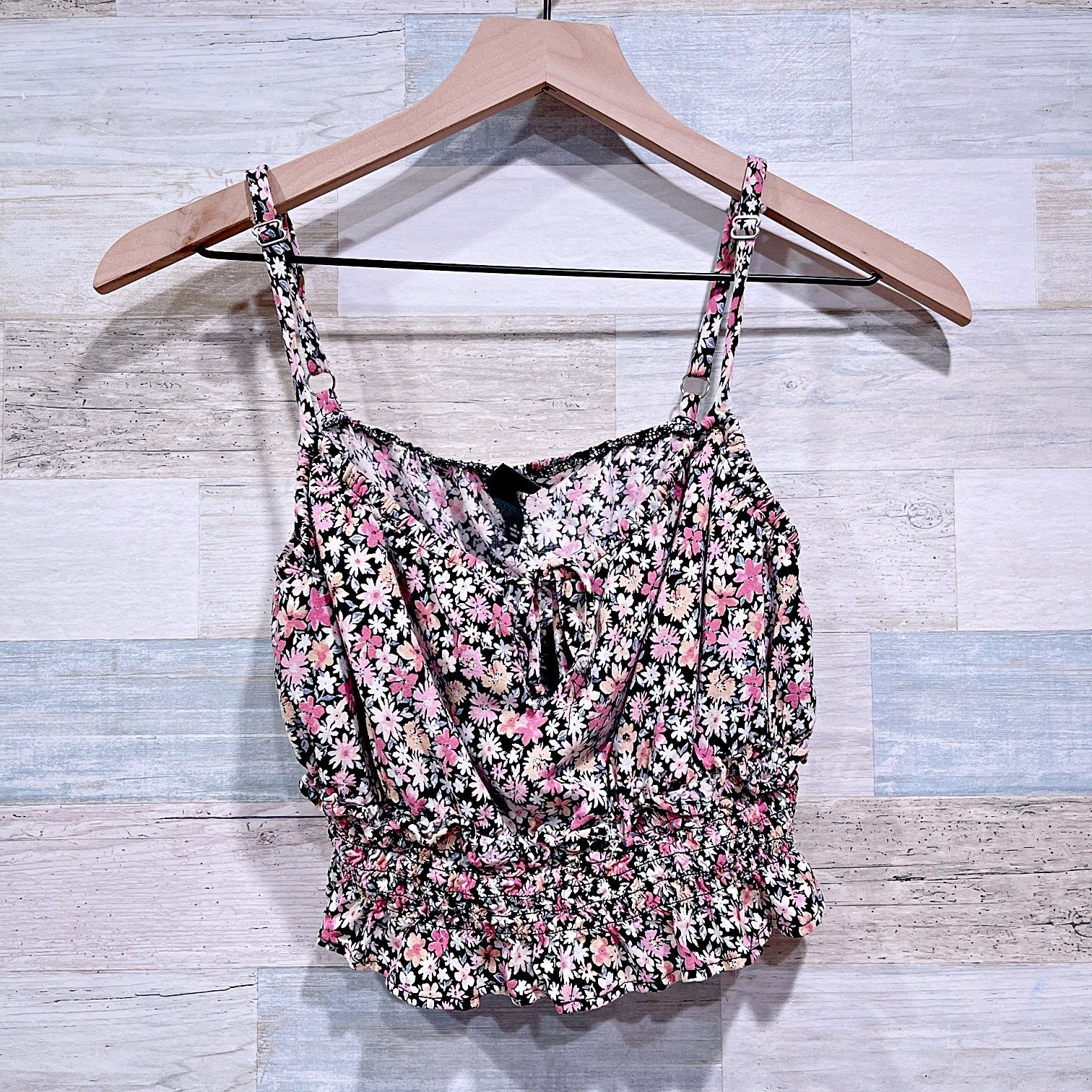 Target Basics Wild Fable Ditzy Dark Floral Smocked Crop Cami Womens Medium Size M / US 6-8 / IT 42-44 - 1 Thumbnail