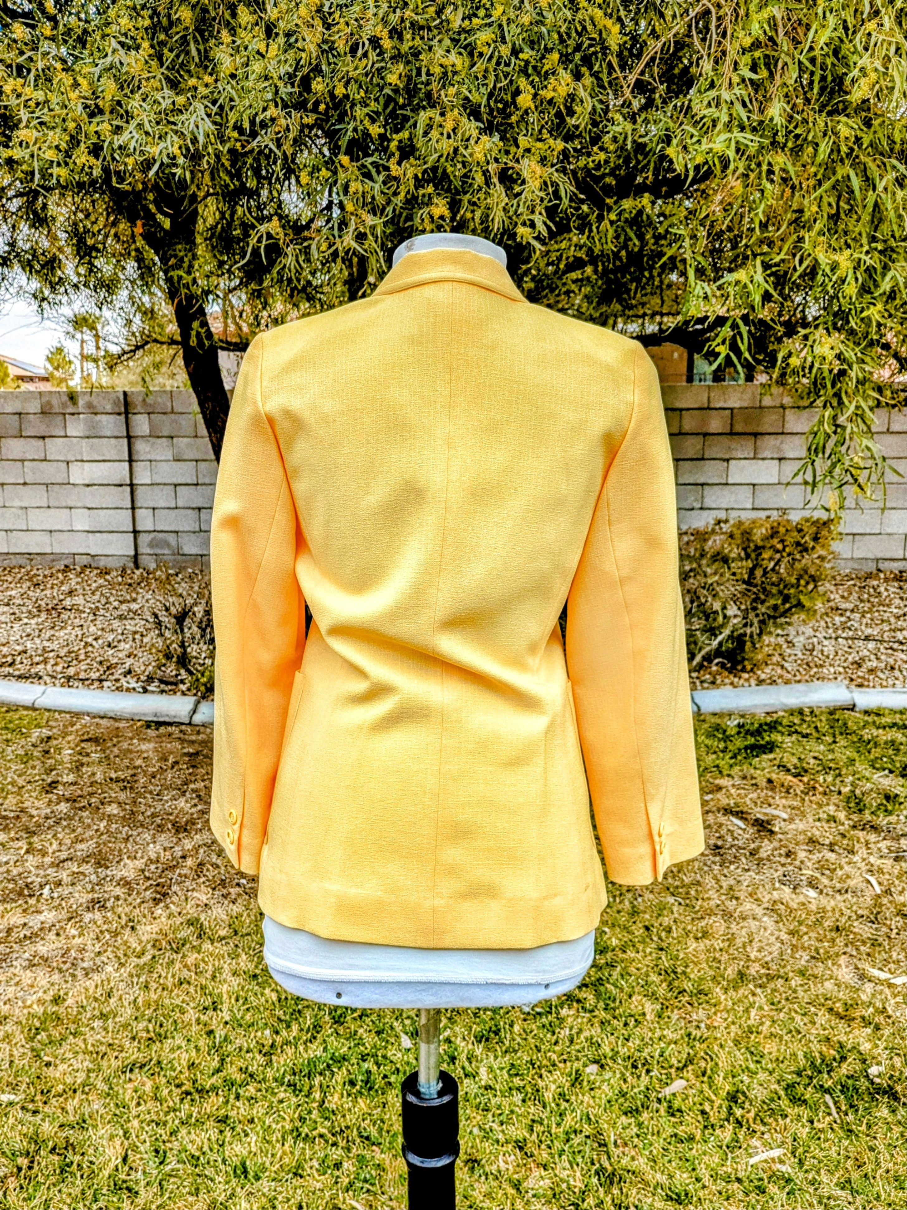 Vintage Ohkura Tokyo Femina 1980s Japanese Yellow Blazer Suit Jacket Size S / US 4 / IT 40 - 2 Thumbnail