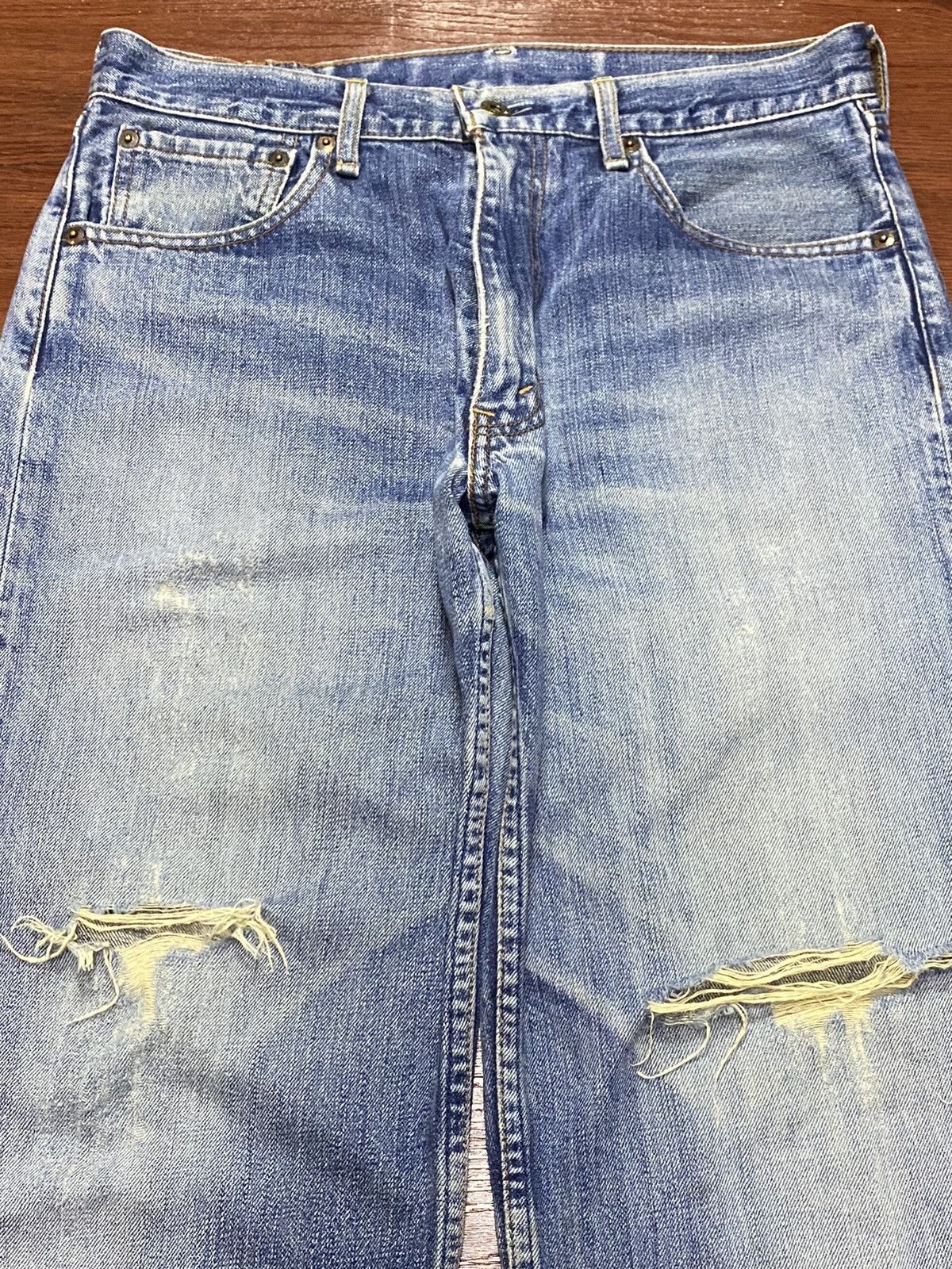Levi's Vintage Clothing Vintage Levis 503 80’s Faded Wash Distressed Loose Jeans Size US 32 / EU 48 - 3 Thumbnail