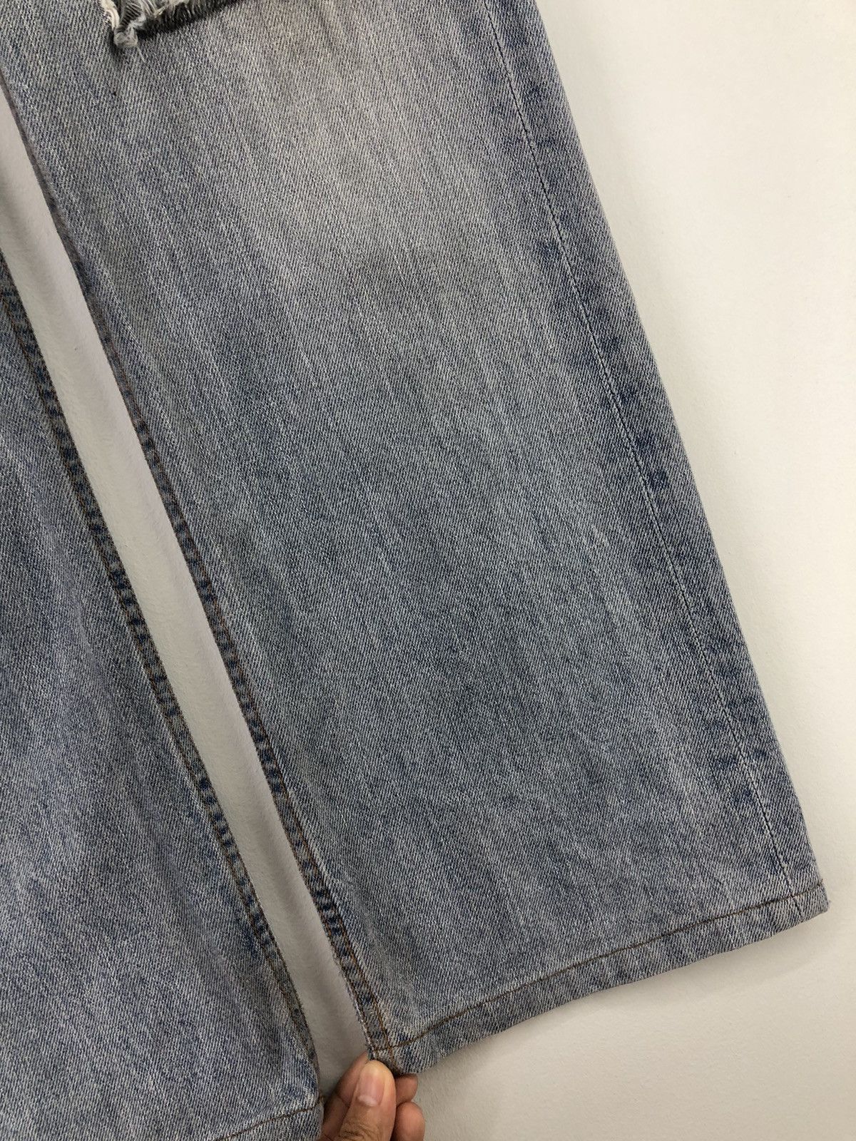 Japanese Brand Vintage Union Station Distressed Light Wash Jeans Size US 30 / EU 46 - 14 Thumbnail