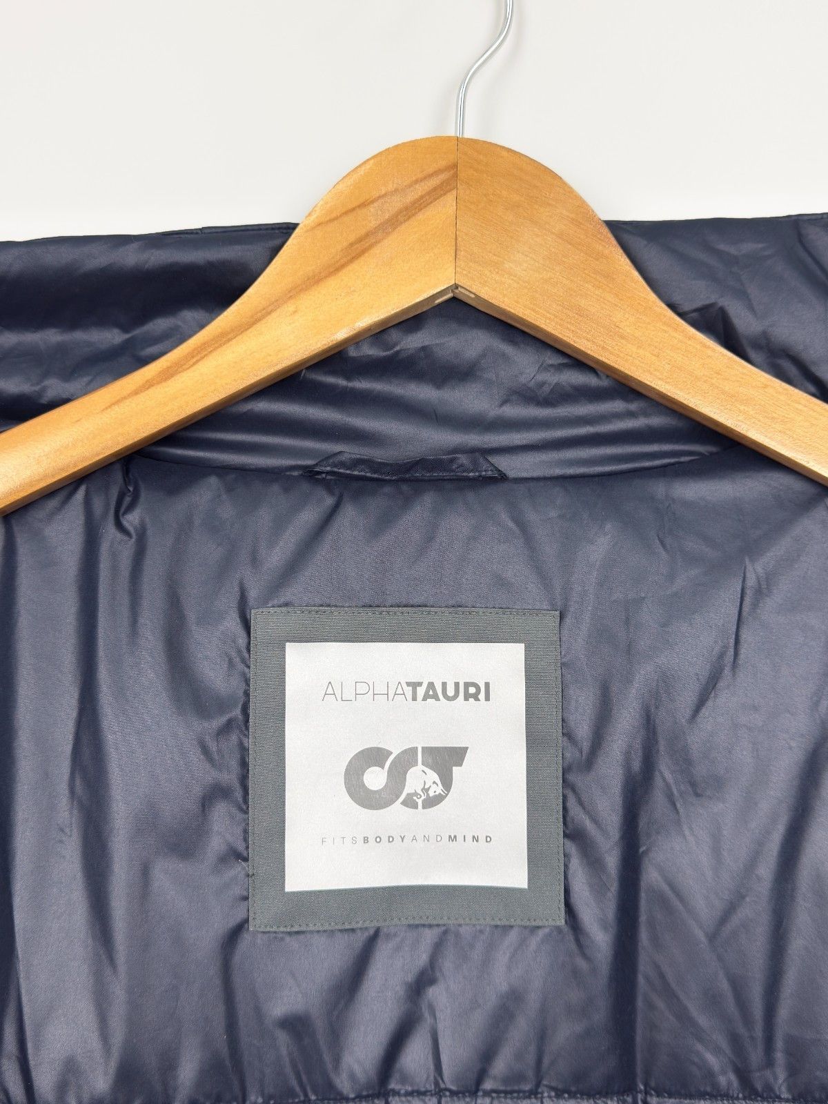Other Alpha Tauri F 1 Ocha V2.Y1.01 Primaloft Vest Size US M / EU 48-50 / 2 - 11 Thumbnail