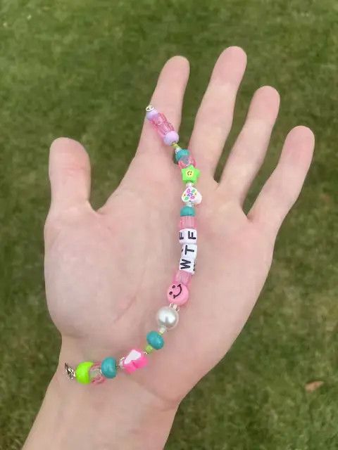 Handmade × Jewelry Handmade “WTF” Bead Bracelet Size ONE SIZE - 4 Thumbnail
