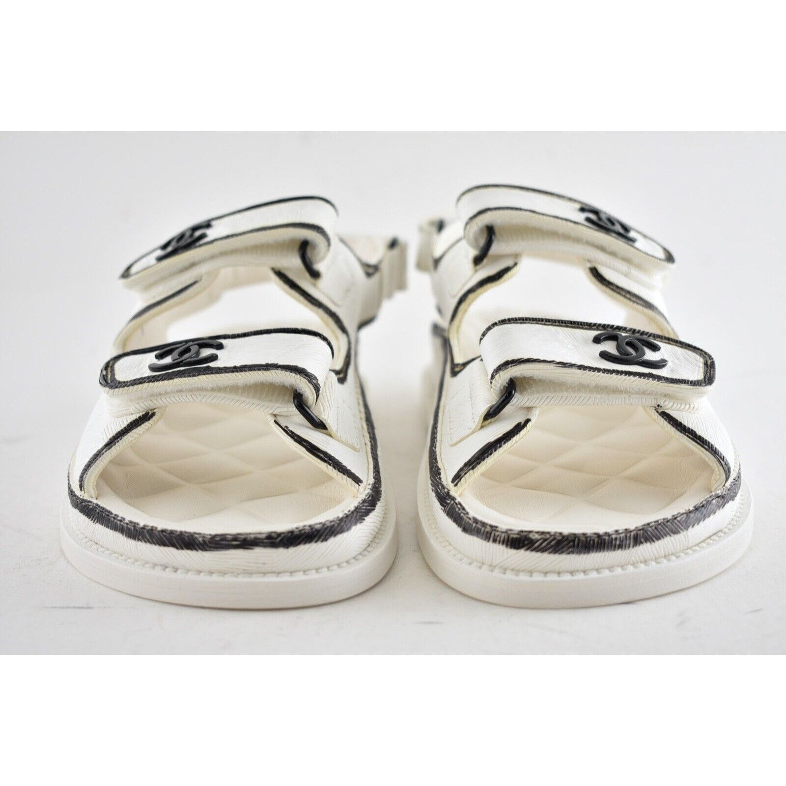 Chanel Chanel White Black Graffiti CC Logo Mule Slide Strap Flat Size US 7 / IT 37 - 6 Thumbnail