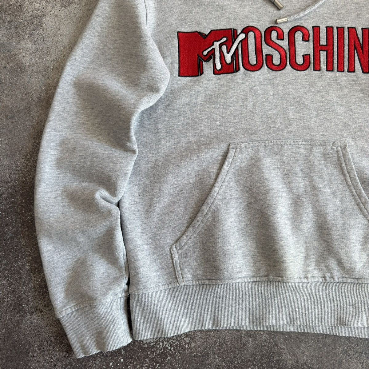Moschino Moschino MTV Television x H&M Big Logo Hoodie Size XS / US 0-2 / IT 36-38 - 5 Thumbnail