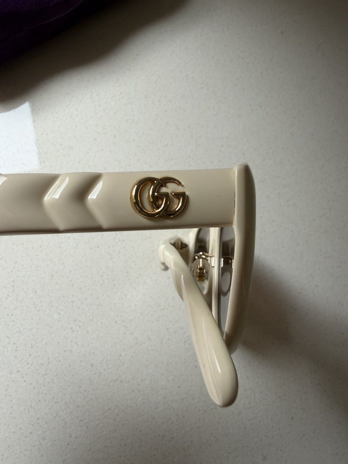 Gucci Gucci white GG sunglasses shades Size ONE SIZE - 7 Thumbnail