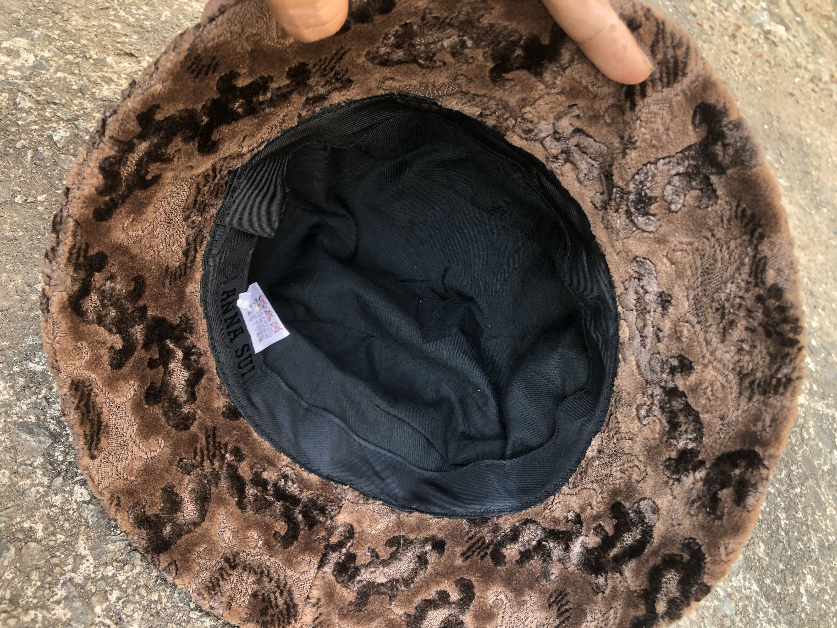 Anna Sui 💯Vintage ANNA SUI Leopard Faux Fur Bucket Hat Runway Size ONE SIZE - 7 Thumbnail