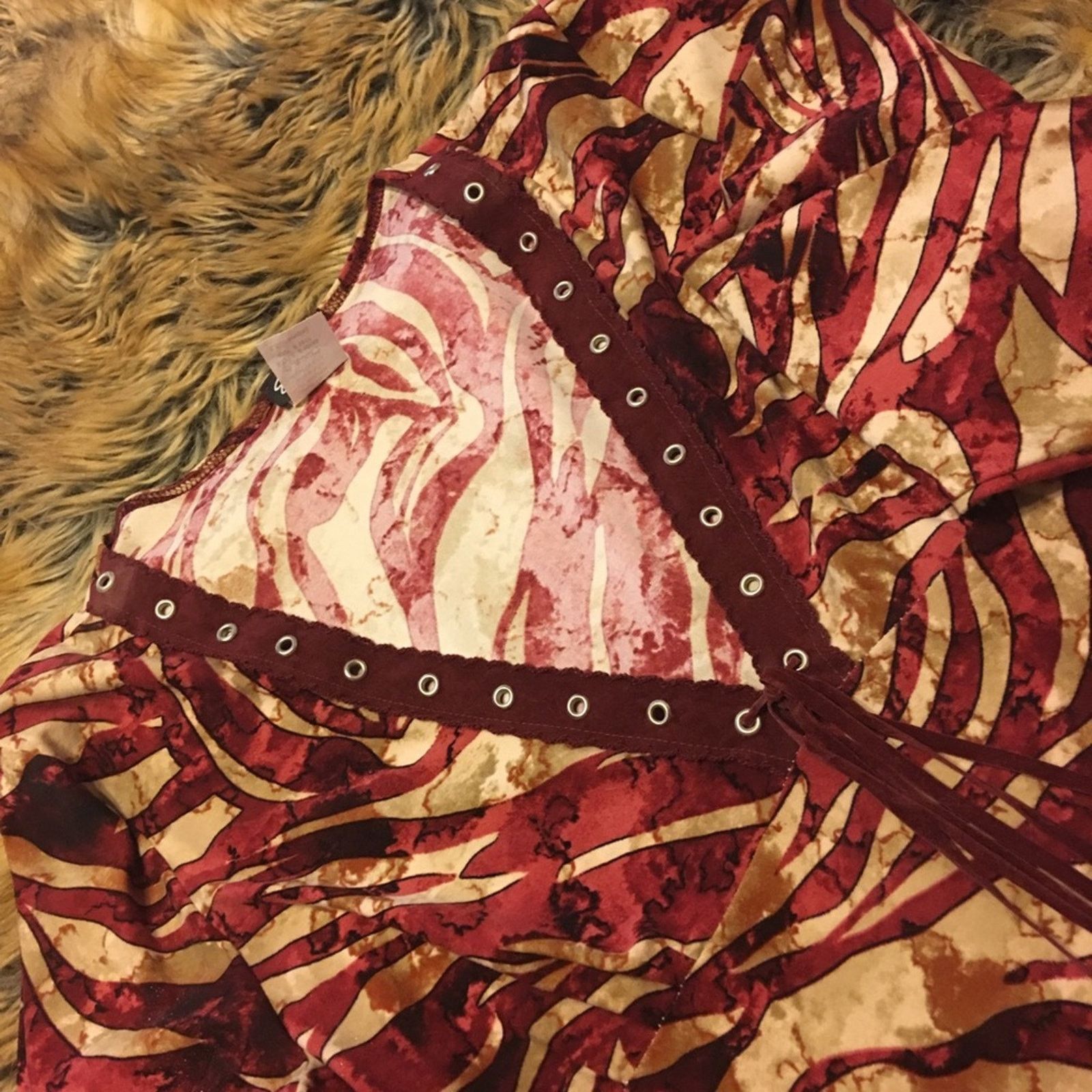 Other Styles wine animal print grommet velvet top M Size M / US 6-8 / IT 42-44 - 5 Thumbnail
