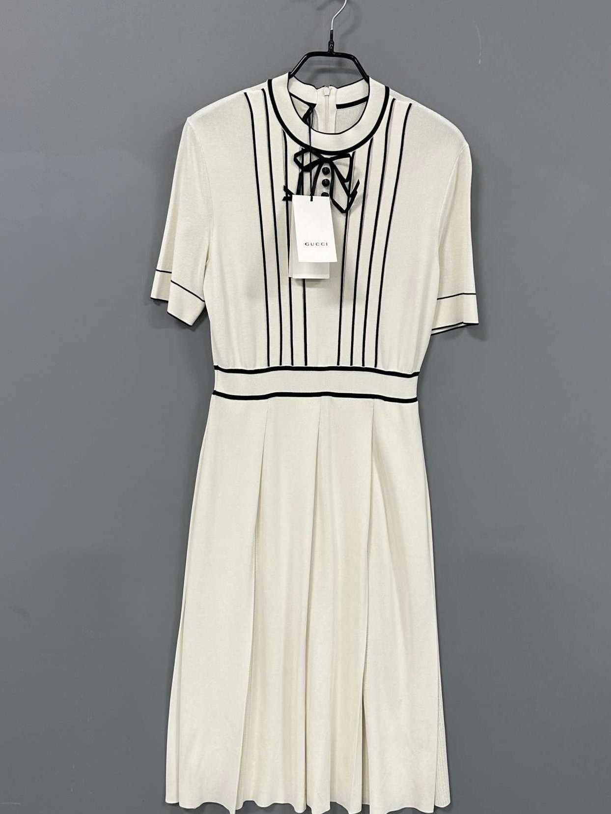Gucci Gucci White Dress M Women Size M / US 6-8 / IT 42-44 - 1 Thumbnail