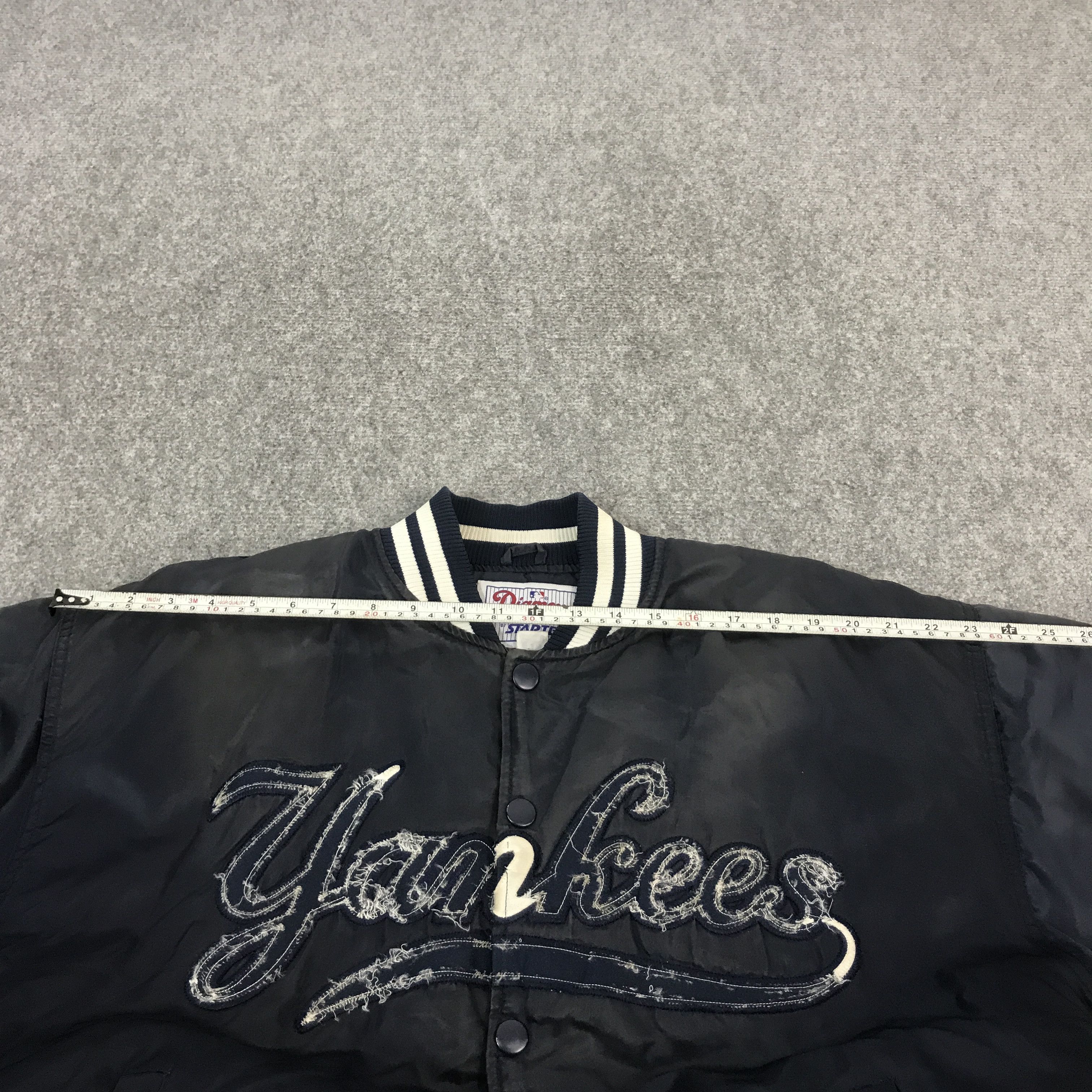 New York Yankees New York Yankees Distressed logo Sun faded jacket Size US M / EU 48-50 / 2 - 9 Thumbnail
