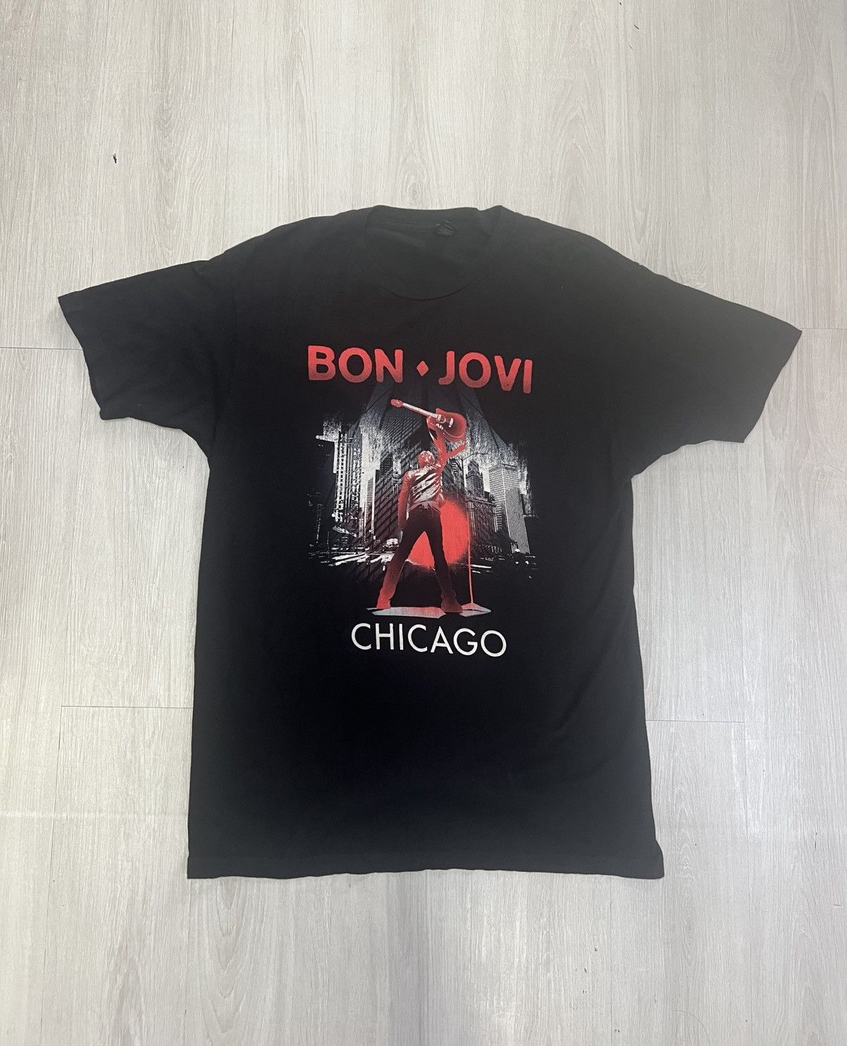Band Tees Bon Jovi Chicago 2018 Size US L / EU 52-54 / 3 - 1 Thumbnail