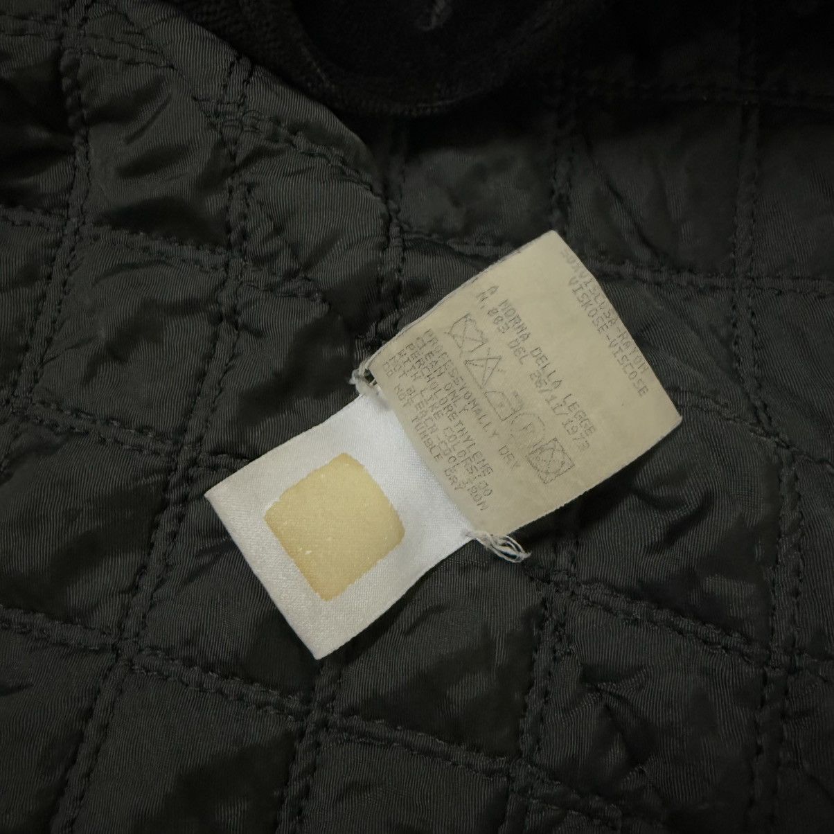 Versace Vintage Gianni Versace VERSUS Velvet Coat Jacket Size US L / EU 52-54 / 3 - 10 Thumbnail