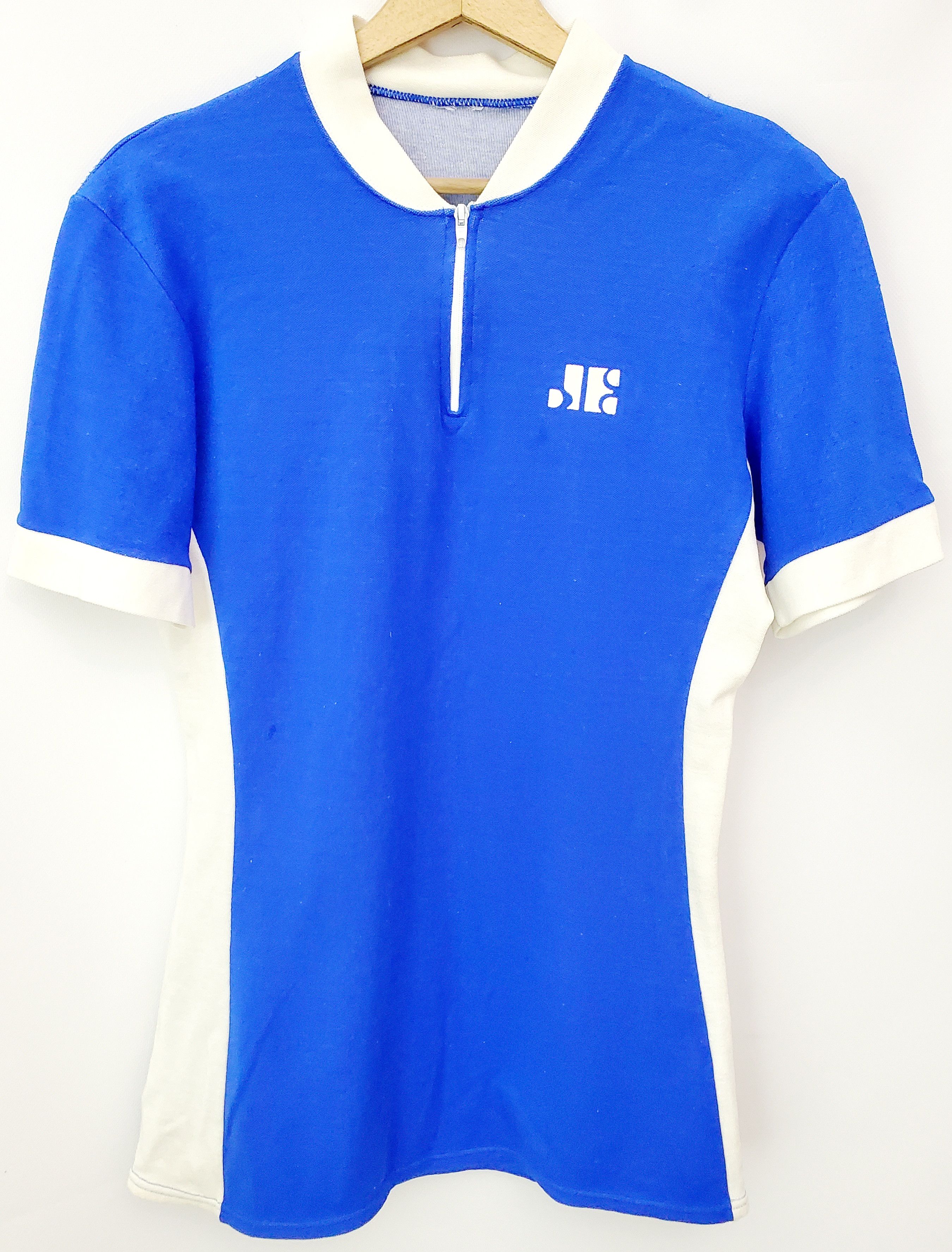 Vintage Vintage Cycling Jersey velo club wolters mehagne size M Size US M / EU 48-50 / 2 - 2 Thumbnail