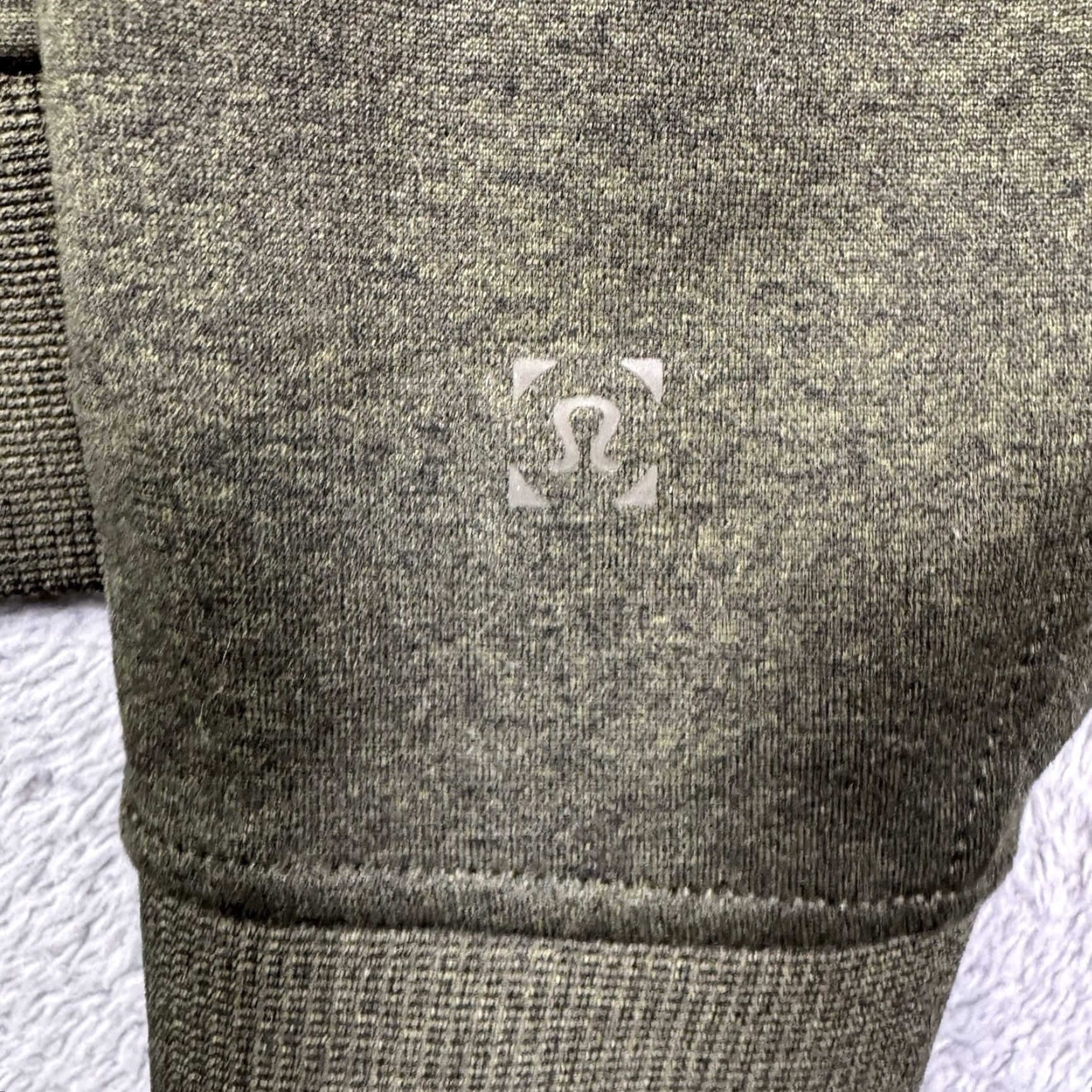 Lululemon Lululemon City Sweat Jacket Mens L Full Zip Olive Green Athletic tech Size US L / EU 52-54 / 3 - 3 Thumbnail