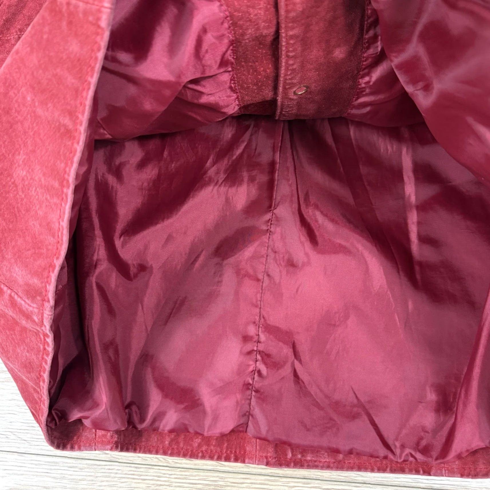 Vintage Ruff Hewn Western Suede Leather Jacket Women L Maroon Pearl Snap Jacket Size L / US 10 / IT 46 - 7 Thumbnail