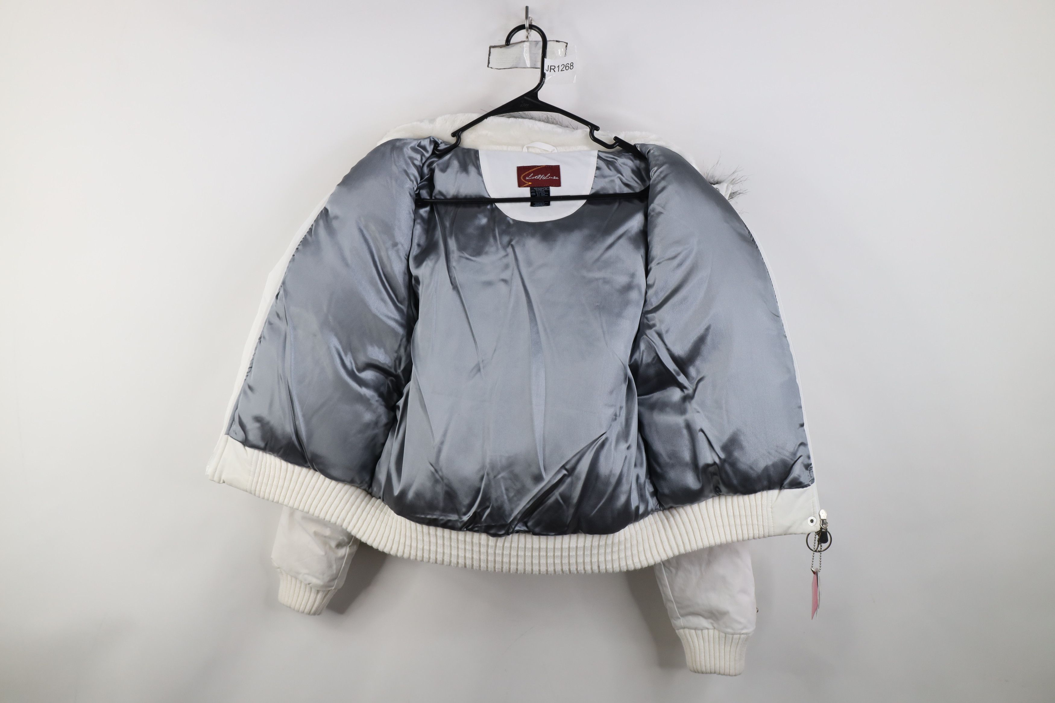 Vintage Deadstock Vintage 90s Y2K Tweety Bird Cropped Puffer Jacket Size M / US 6-8 / IT 42-44 - 10 Thumbnail