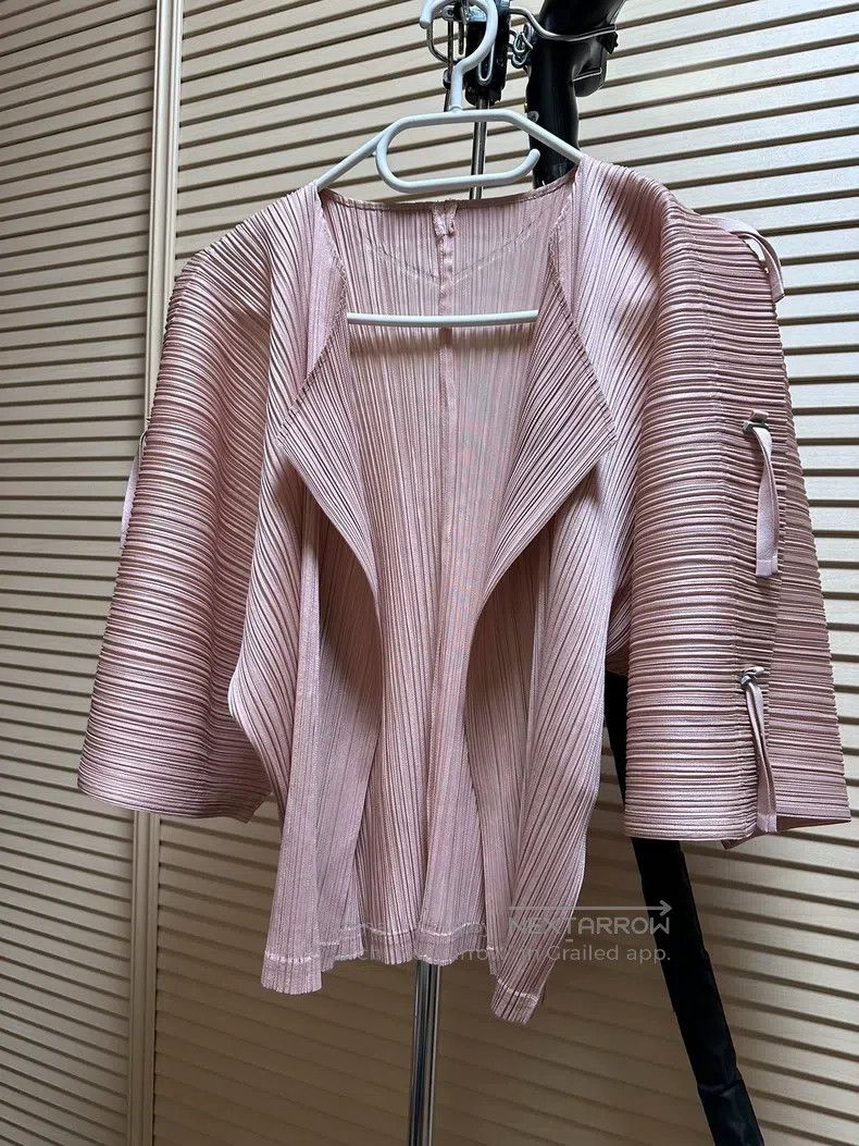 Issey Miyake Issey Miyake size:one size Pearlescent Nude Pink Seaweed C Size S / US 4 / IT 40 - 2 Thumbnail