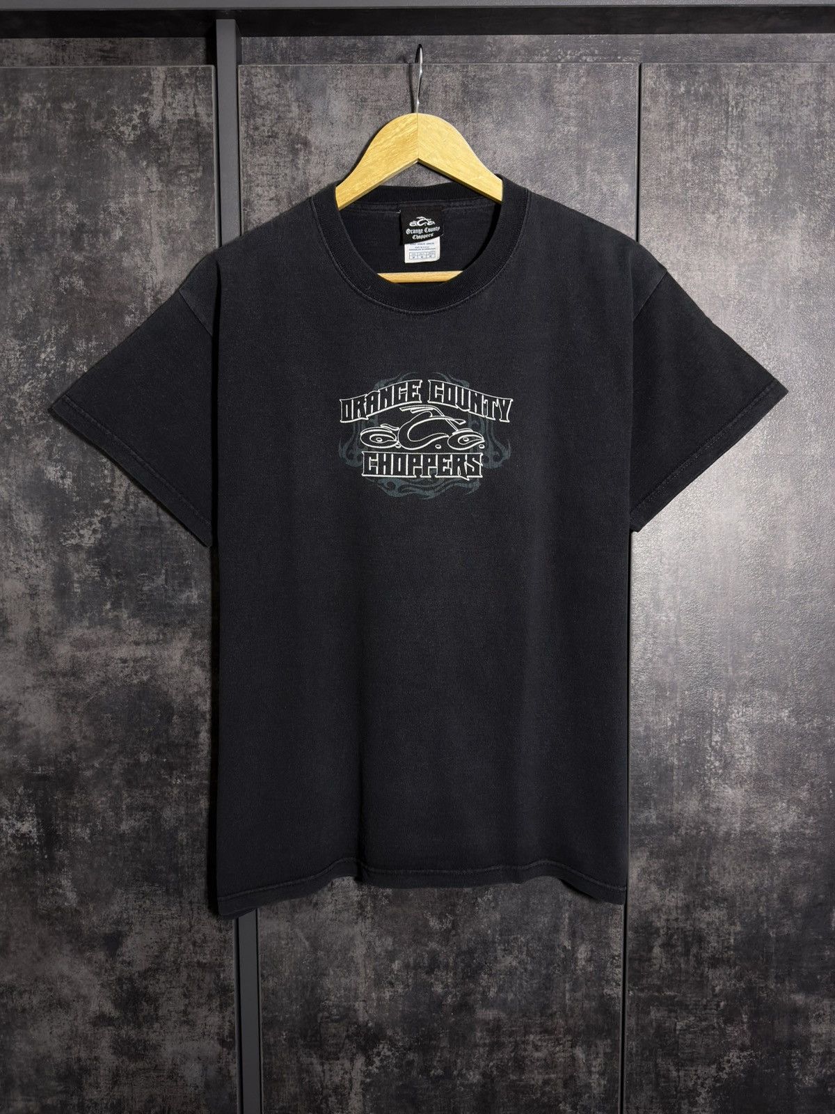 Vintage Vintage Orange Country Choppers Sword T-shirt Y2K Tribal 424 Size US M / EU 48-50 / 2 - 1 Thumbnail