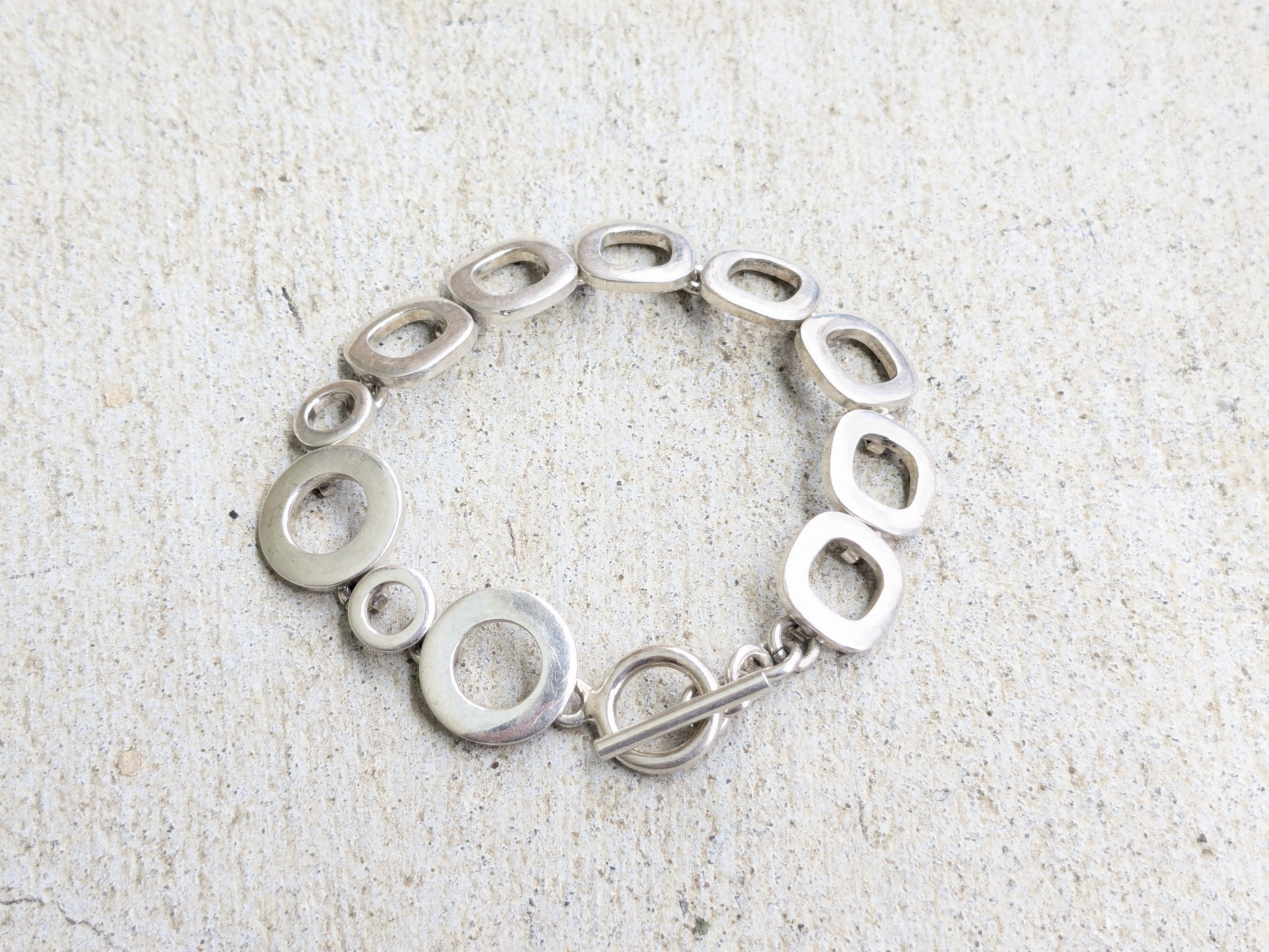 Sterling Silver × Vintage Sterling Silver Bracelet Round Square Modern Abstract Size ONE SIZE - 1 Thumbnail