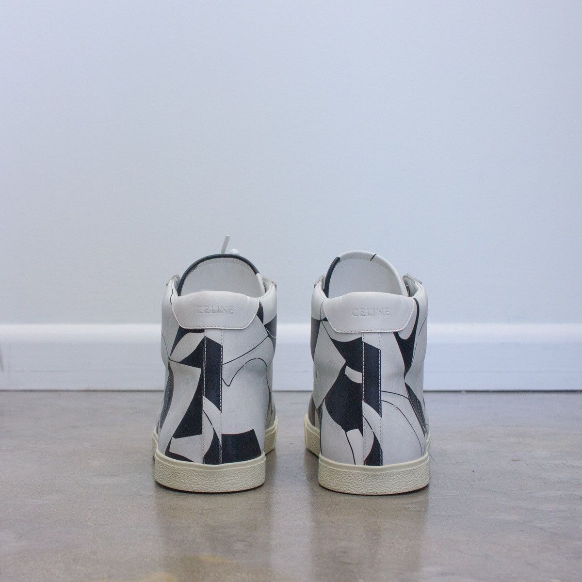 Celine 960$ Celine - Abstract Print TR 01M Triomphe Hi-Top Sneakers Size US 11 / EU 44 - 7 Thumbnail