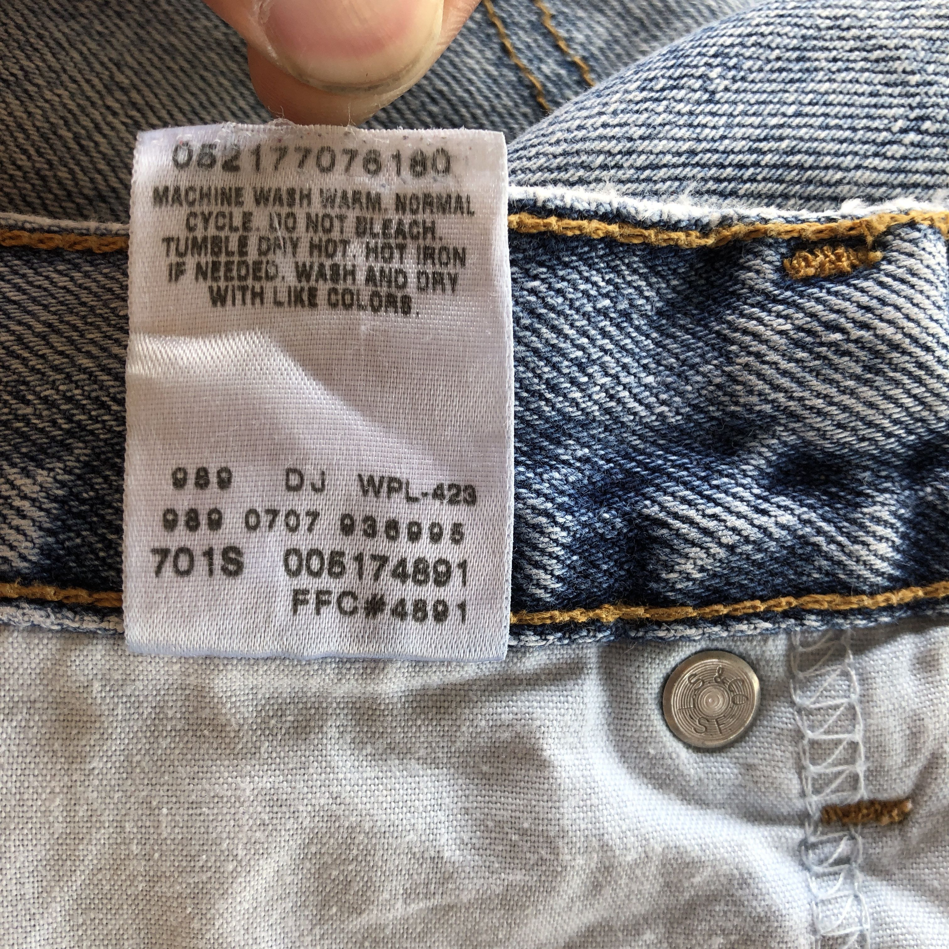 Levi's Vintage Levis 517 Jeans Flare Bootcut Denim Wide Leg Pants Size US 30 / EU 46 - 9 Thumbnail
