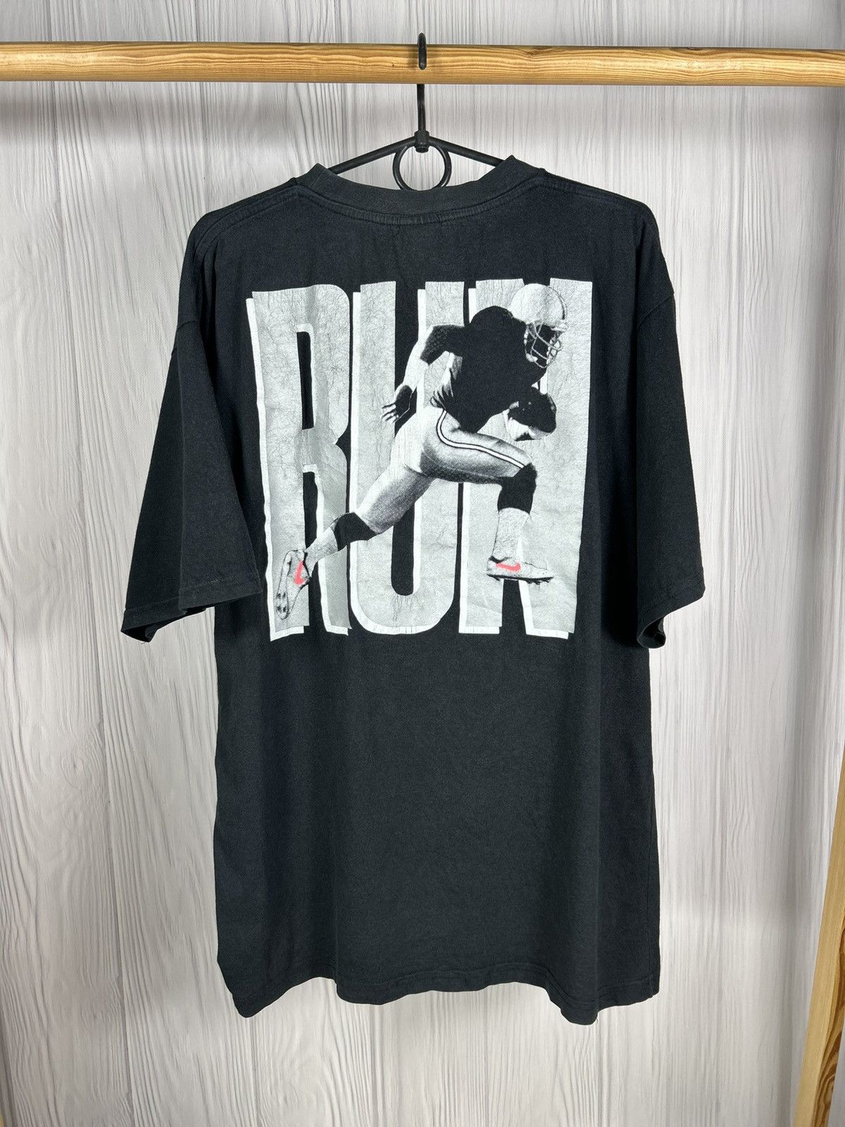 Nike Rare Vintage 80’s Nike Bo Jackson Hit & Run T-Shirt Size XL Size US XL / EU 56 / 4 - 2 Thumbnail