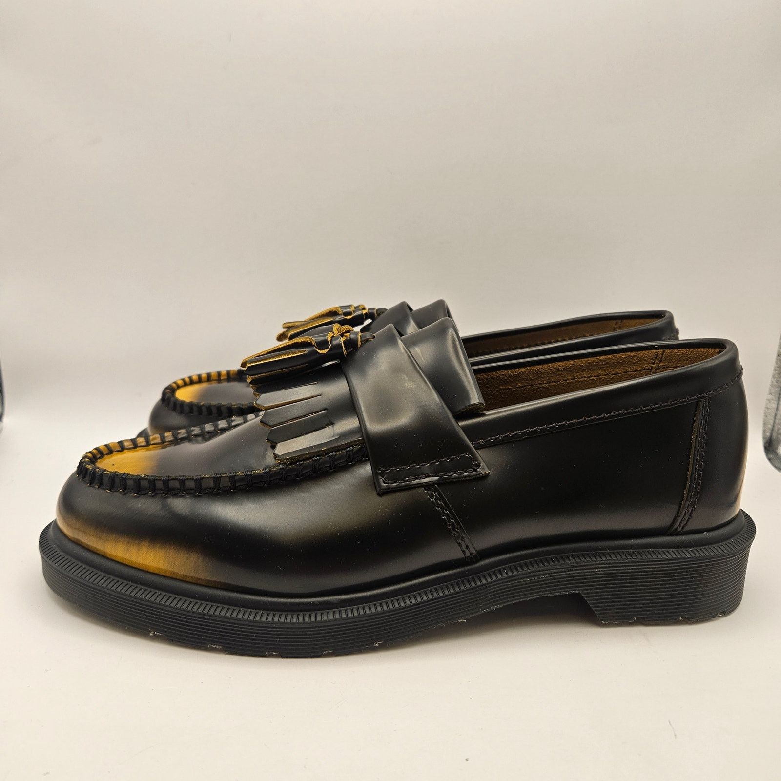 Dr. Martens DR MARTENS MEN'S 8 ADRIAN TASSEL ARCADIA RUB OFF LOAFER Size US 8 / EU 41 - 2 Thumbnail