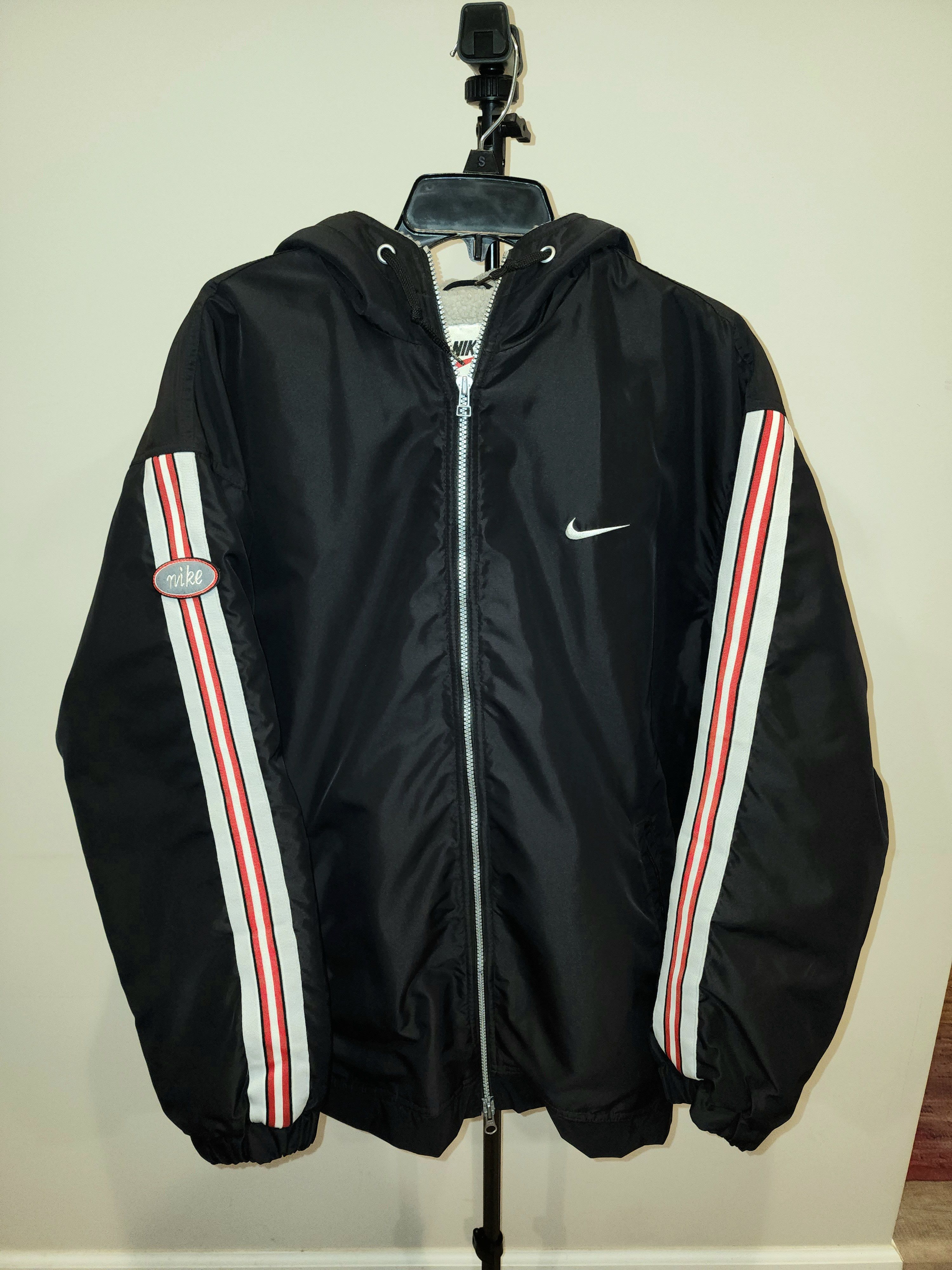 Nike 90s Nike Black zip up jacket Size US L / EU 52-54 / 3 - 1 Thumbnail