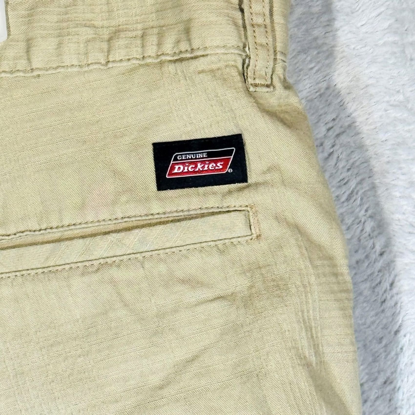Dickies Dickies Shorts Mens 44 Beige Cargo Relaxed Fit Canvas 12 Inseam Pockets Zip Mens Size US 44 / EU 60 - 7 Thumbnail