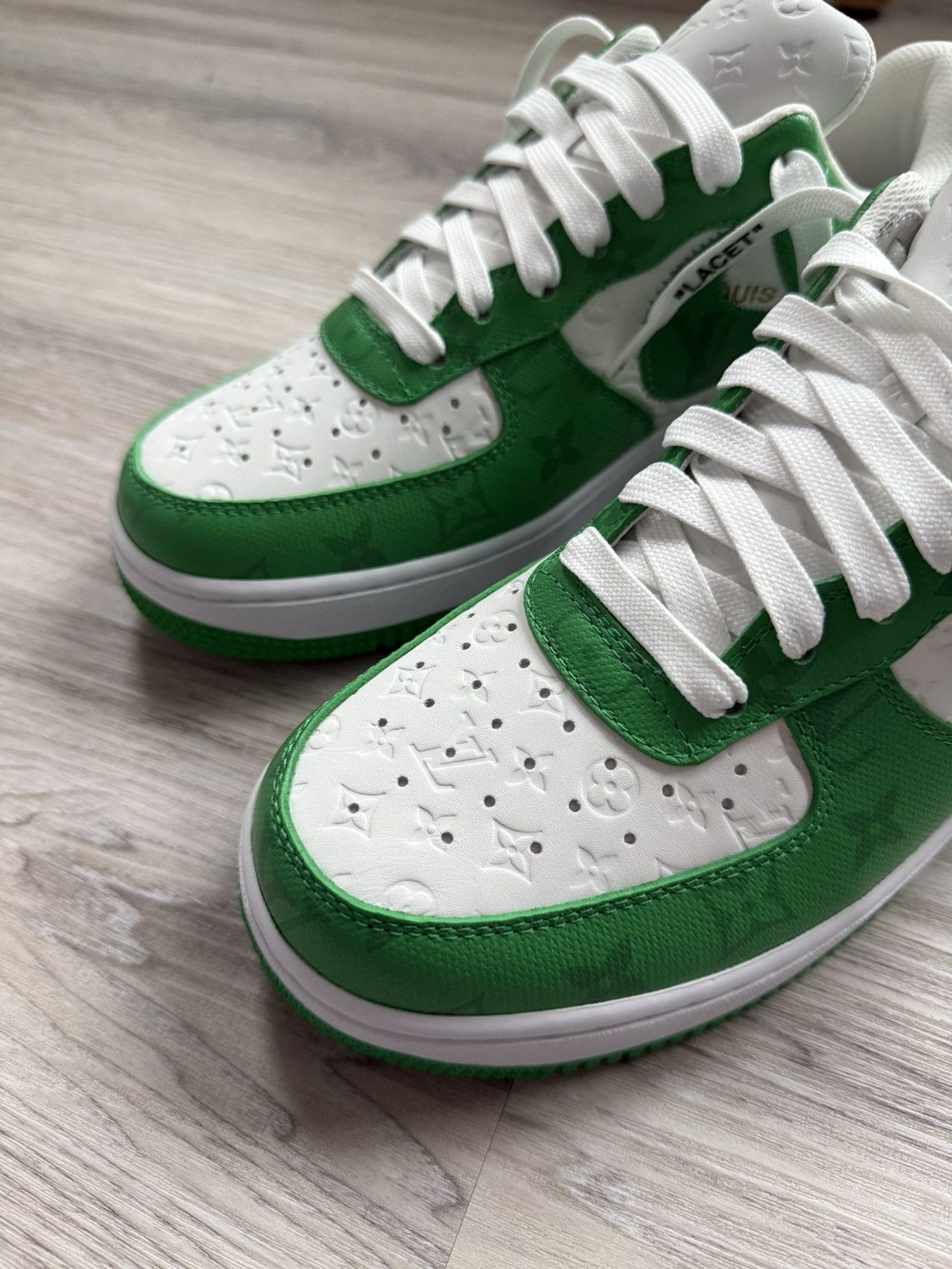 Louis Vuitton LV Nike Air Force 1 Green Monogram Size US 6.5 / EU 39-40 - 5 Thumbnail