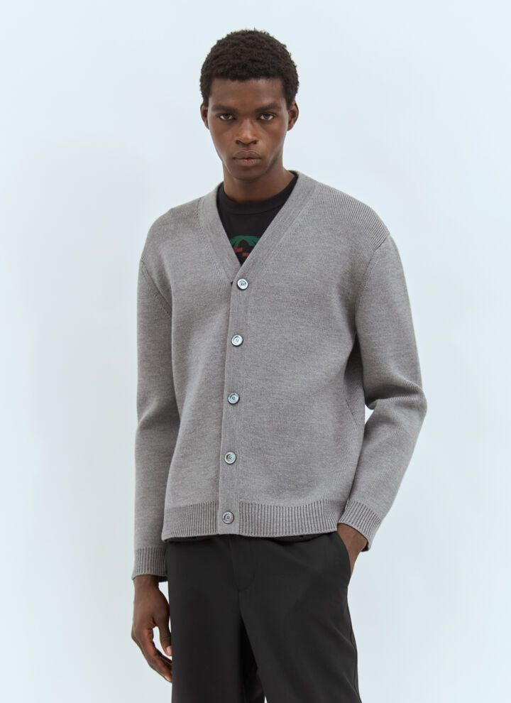 Gucci o1s1wg110925 Stitch Wool Cardigan With Web in Grey Size US XL / EU 56 / 4 - 1 Thumbnail