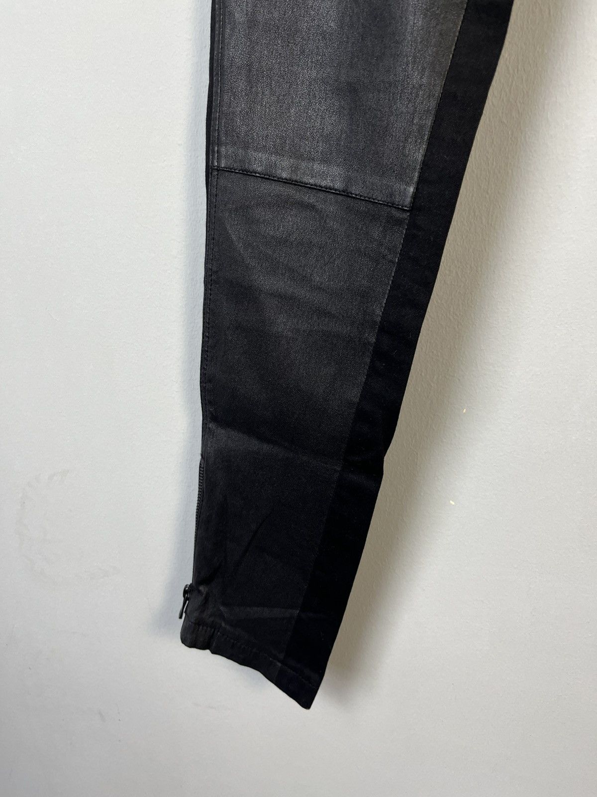 Dolce & Gabbana Dolce & Gabbana D&G Luxury Faux Leather Pants Trousers Size 30" / US 8 / IT 44 - 5 Thumbnail