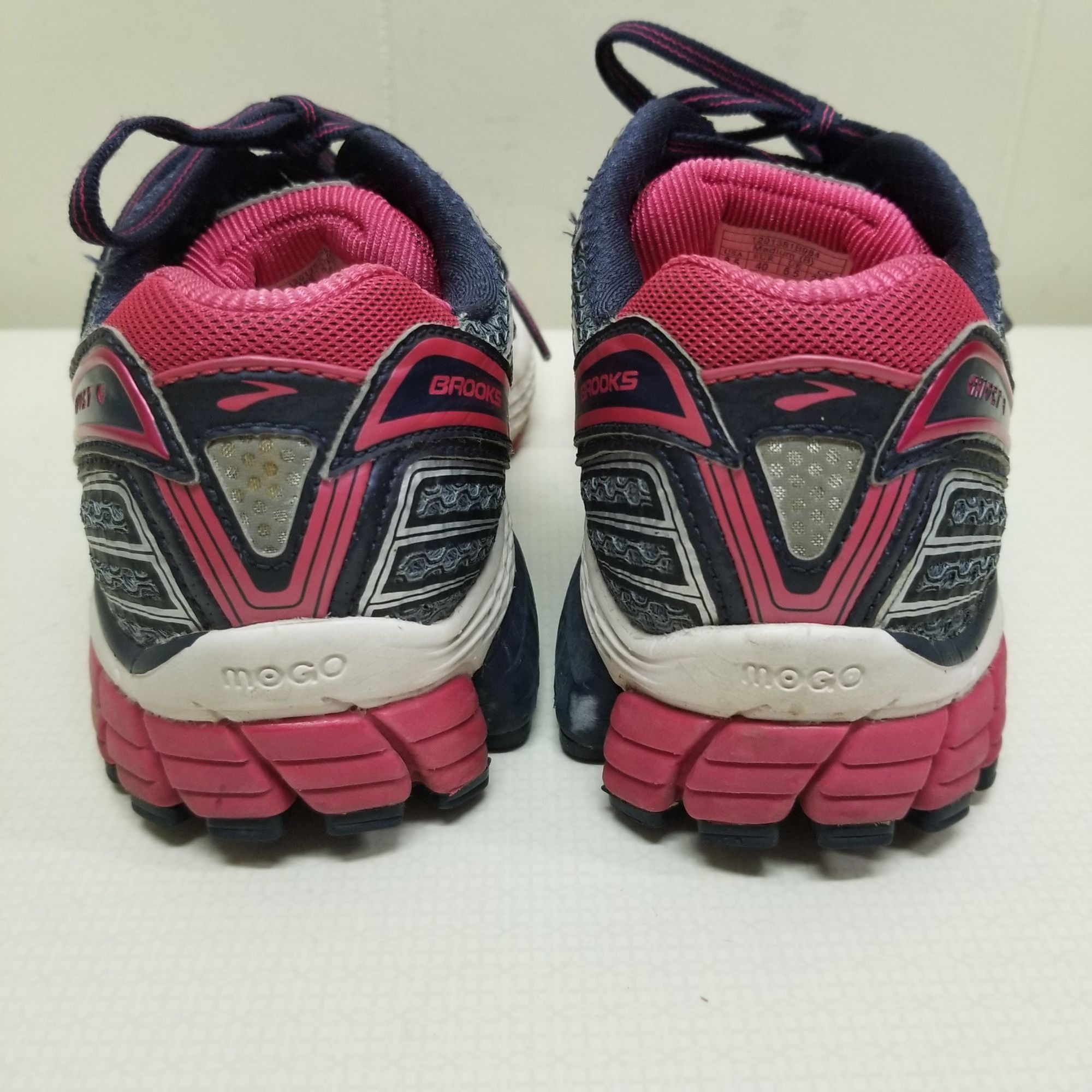 Brooks Brooks 8.5B Ghost 6 Neutral Black Pink Running Sport Tennis Size US 8.5 / IT 38.5 - 3 Thumbnail
