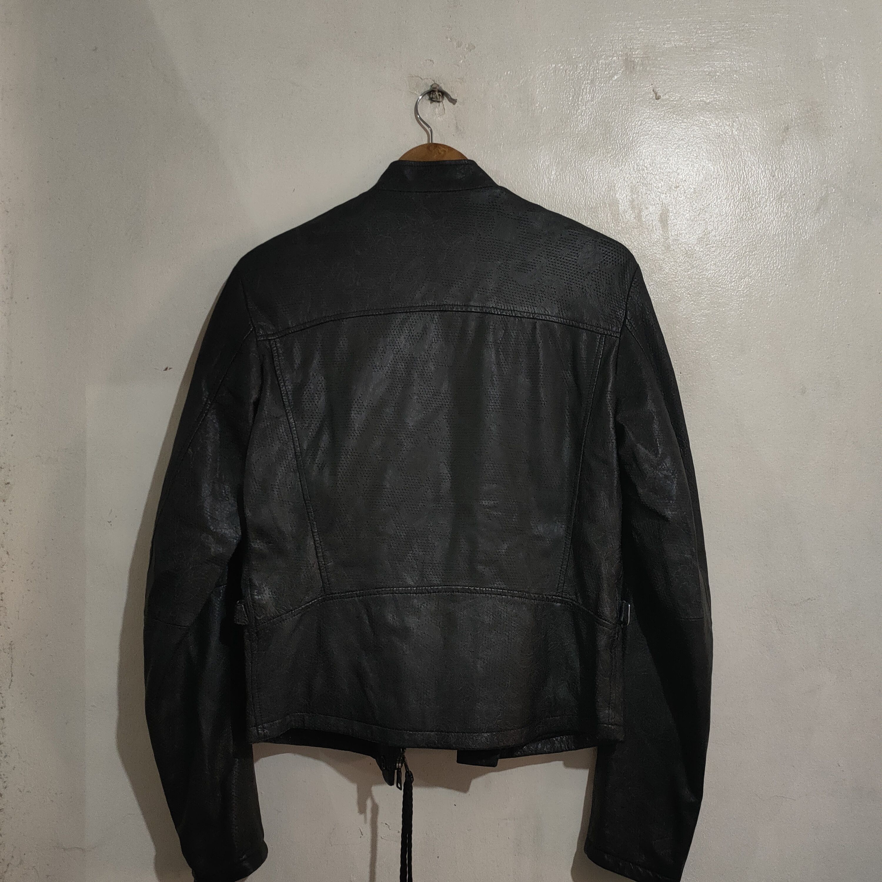 Emporio Armani Emporio Armani Size US M / EU 48-50 / 2 - 13 Thumbnail