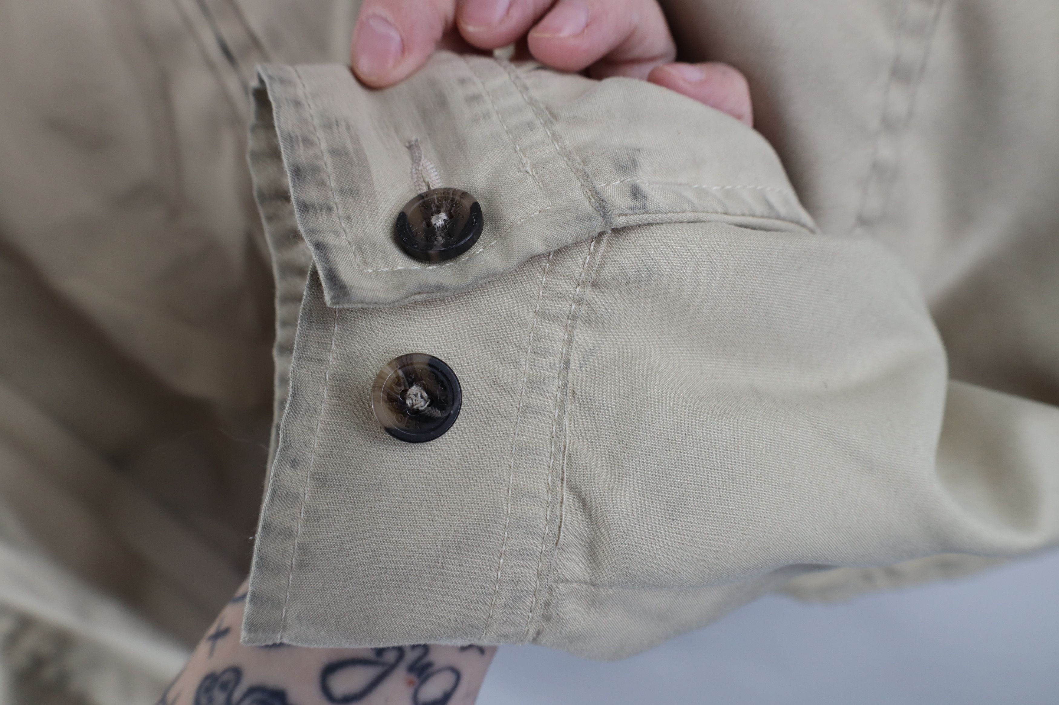 Tommy Hilfiger × Vintage Vintage 90s Tommy Hilfiger Microfiber Bomber Jacket Beige Size US L / EU 52-54 / 3 - 10 Thumbnail