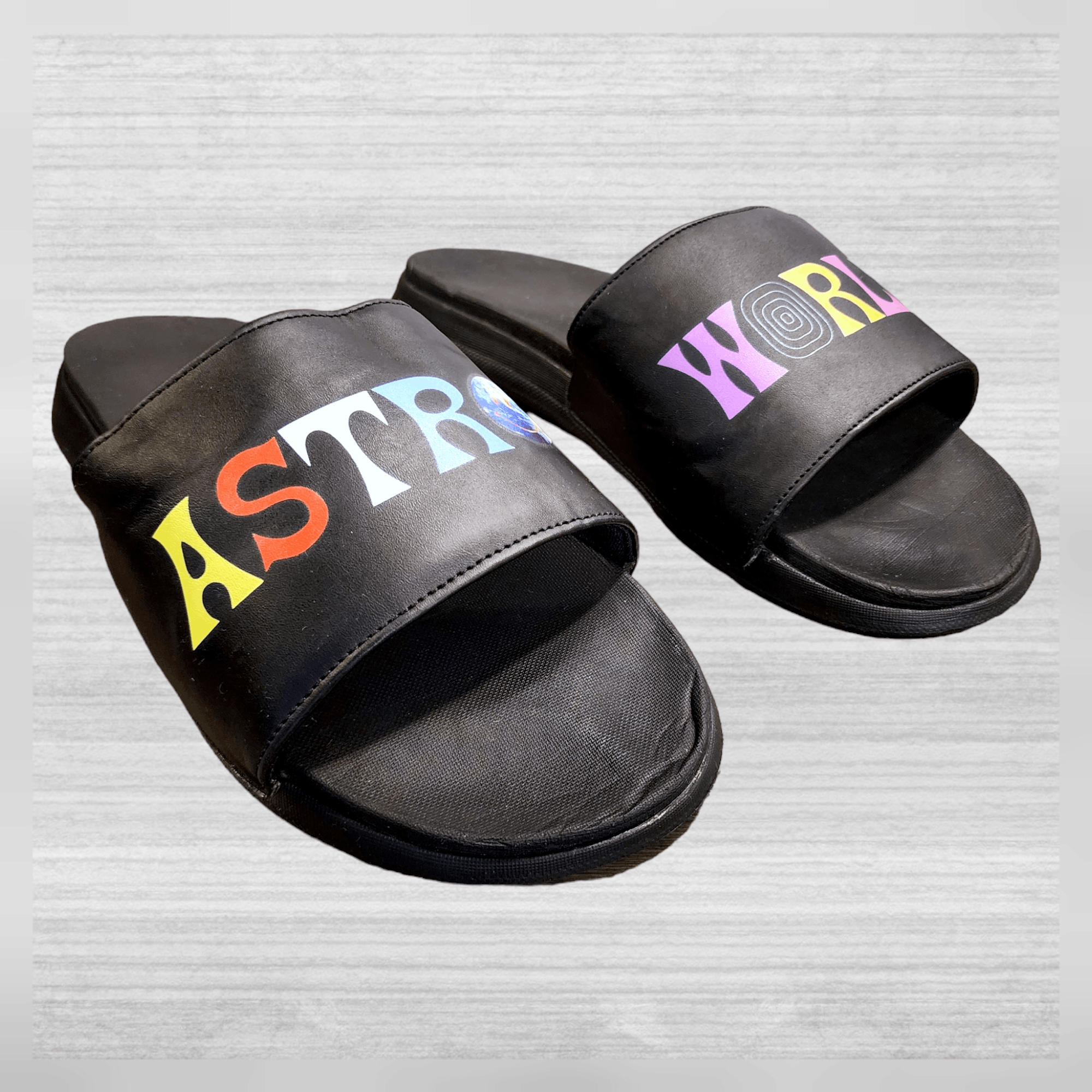 Travis Scott LIMITED EDITION ASTROWORLD SLIP ONS - FASHIONELLA Size US 11 / EU 44 - 1 Thumbnail