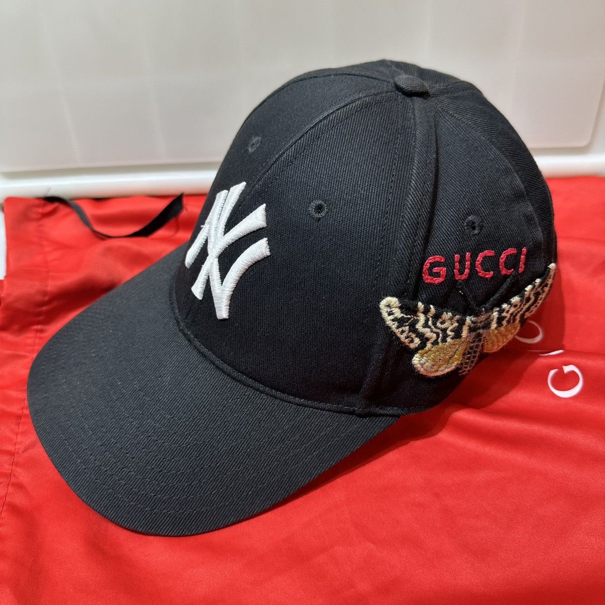 Gucci × MLB × New York Yankees Black Gucci NY Yankees Embroidered