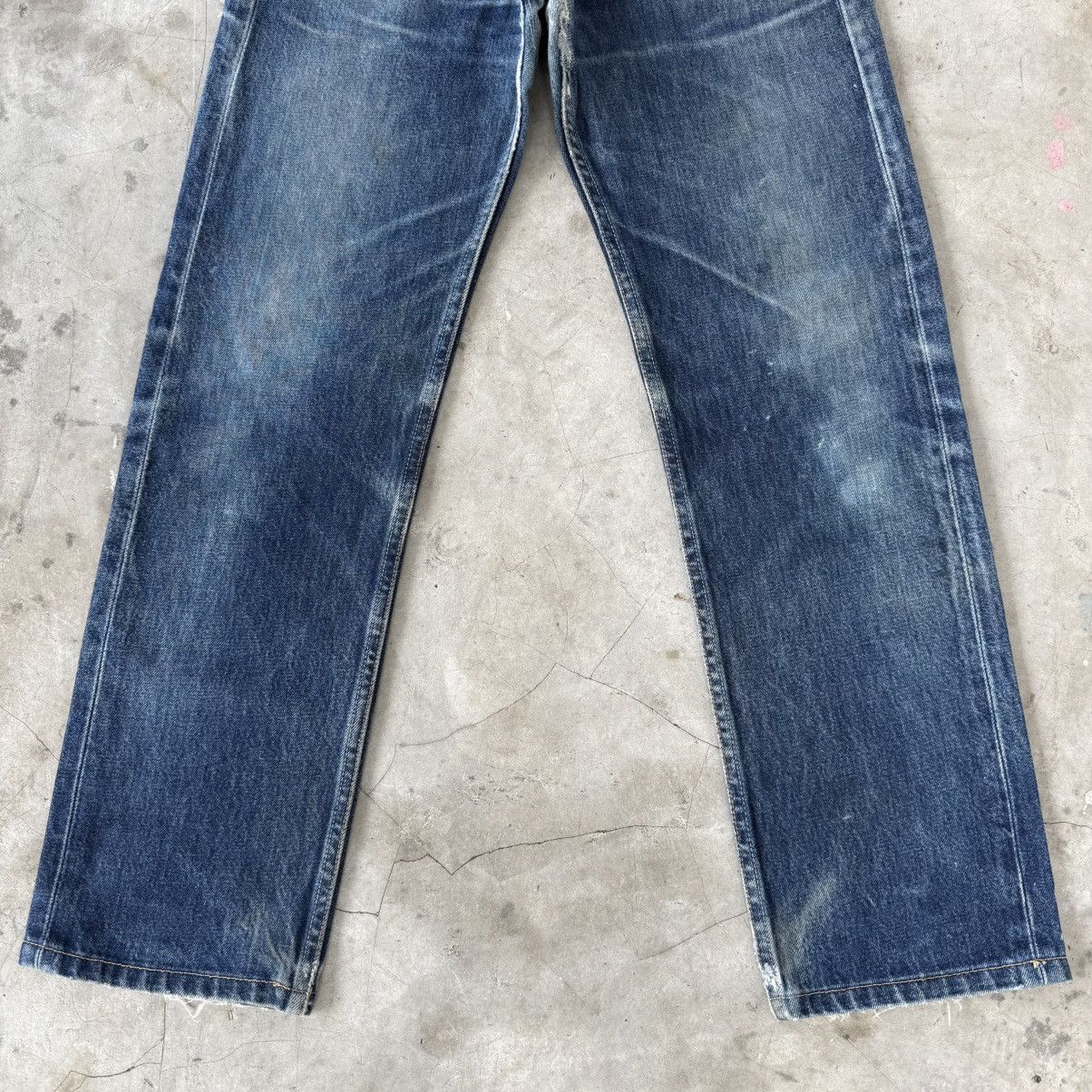 Levi's Vintage Clothing W30x29 Vintage 98' Levi's 501 Faded Denim Jean Pants Size US 30 / EU 46 - 4 Thumbnail