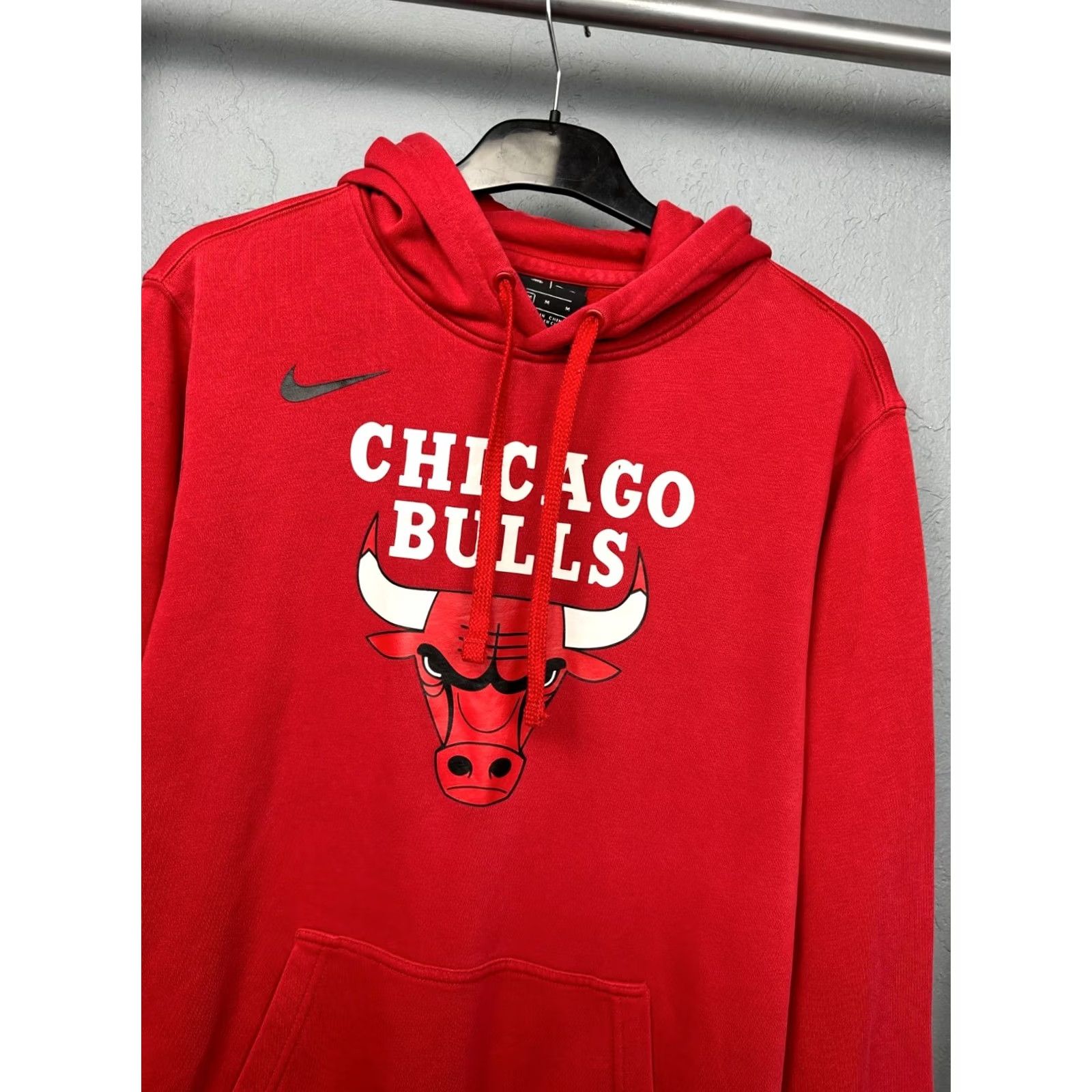 Nike Nike Bulls Hoodie Mens Main Selling Point Hoodie Size US M / EU 48-50 / 2 - 2 Thumbnail