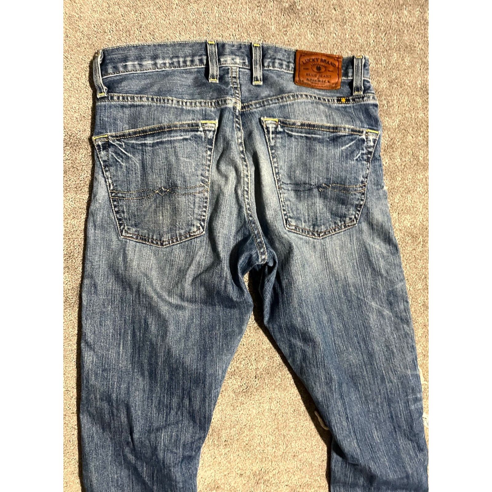 Lucky Brand Lucky Brand Jeans Mens 30X32 Distressed 121 Heritage Slim 5-Pocket Denim Blue Regular Straight Modern Mens Size US 30 / EU 46 - 2 Thumbnail