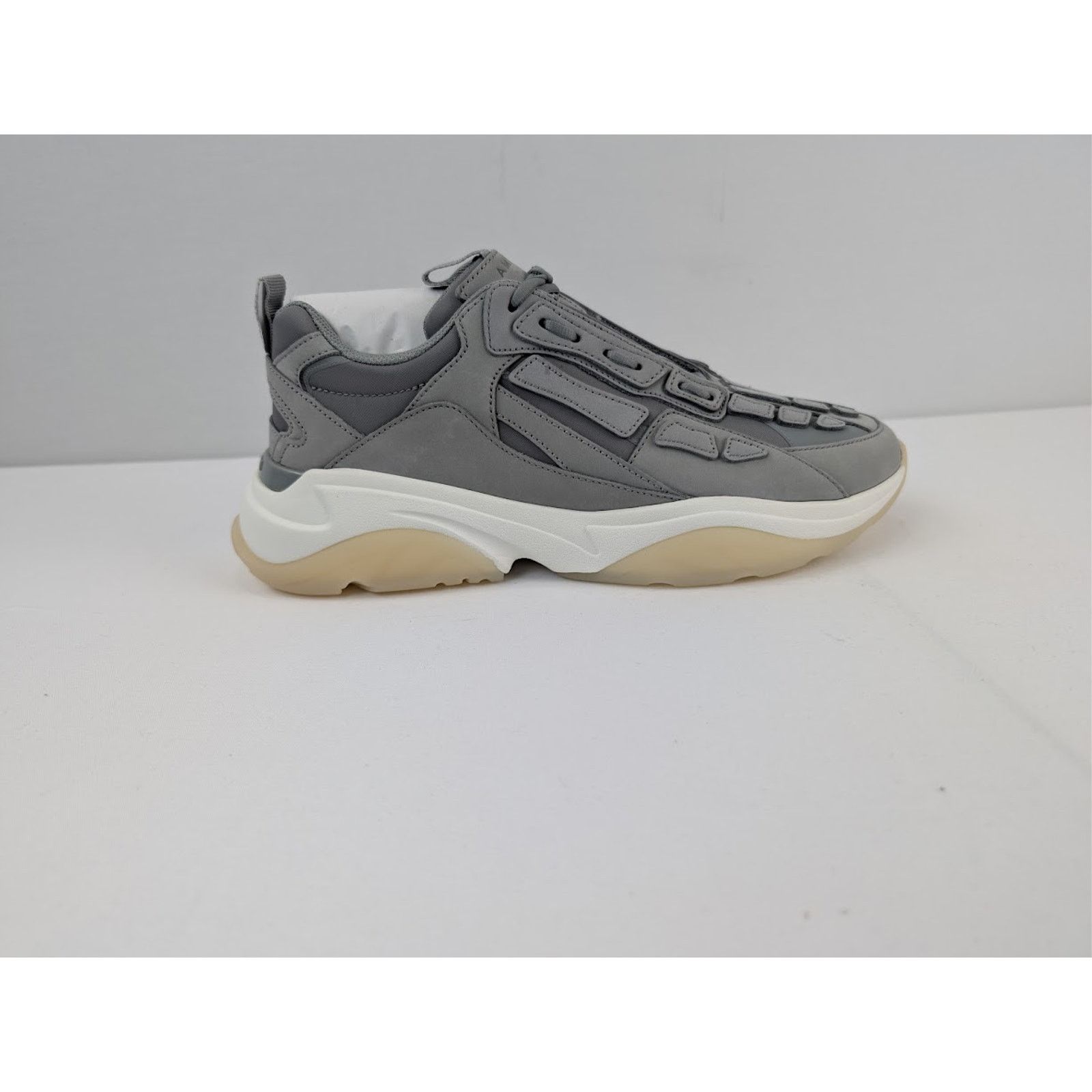 o1rshd1 Q:2 / Bone Runner in Gray