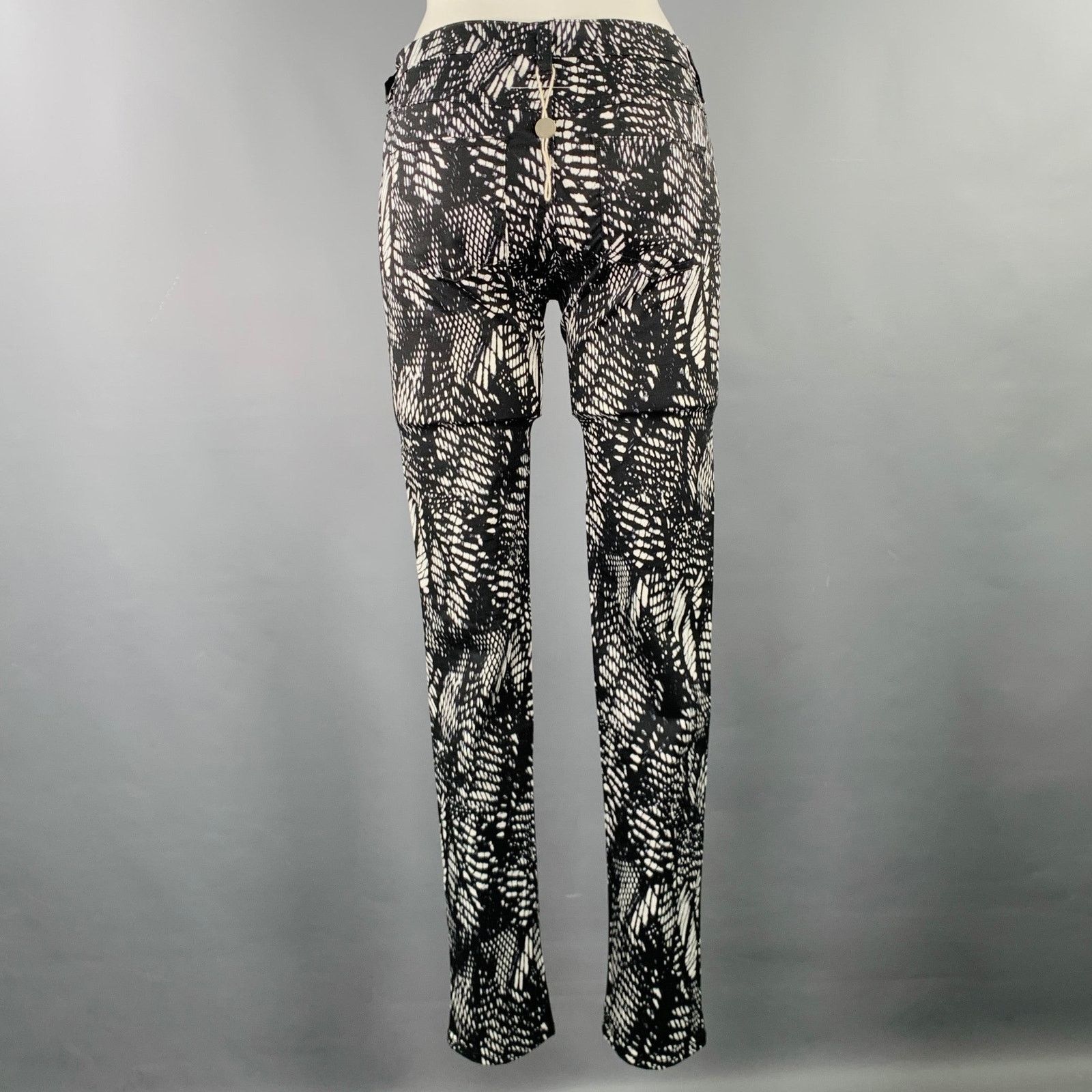 Maison Margiela Size 4 Black White Cotton Blend Print Casual Pants Size 27" / US 4 / IT 40 - 3 Thumbnail