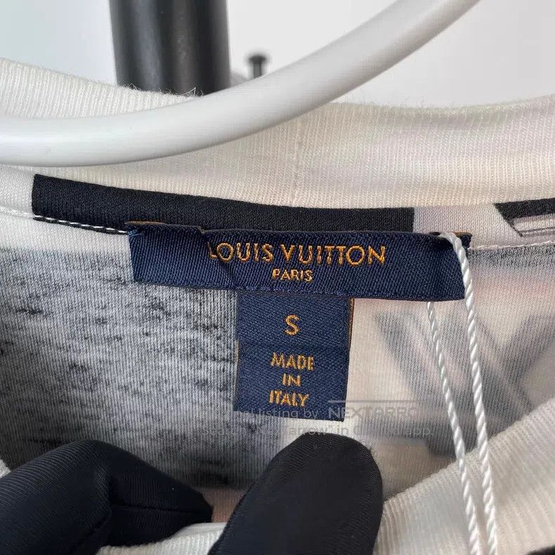 Louis Vuitton Louis Vuitton Black and white checkerboard short sleeve T- Size US S / EU 44-46 / 1 - 5 Thumbnail