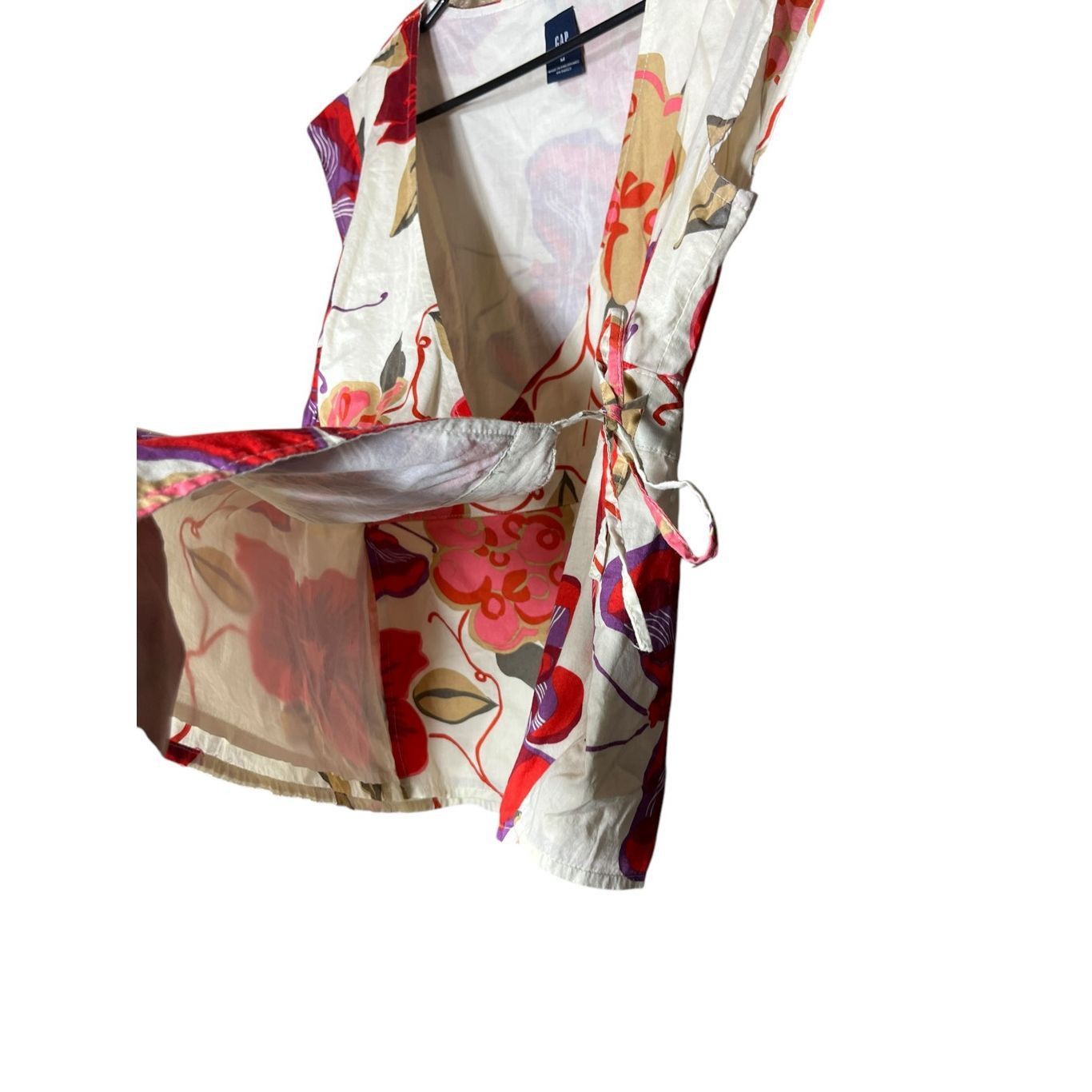 Gap Gap Wrap Top White Floral Butterfly Short Sleeve Size M Size M / US 6-8 / IT 42-44 - 4 Thumbnail