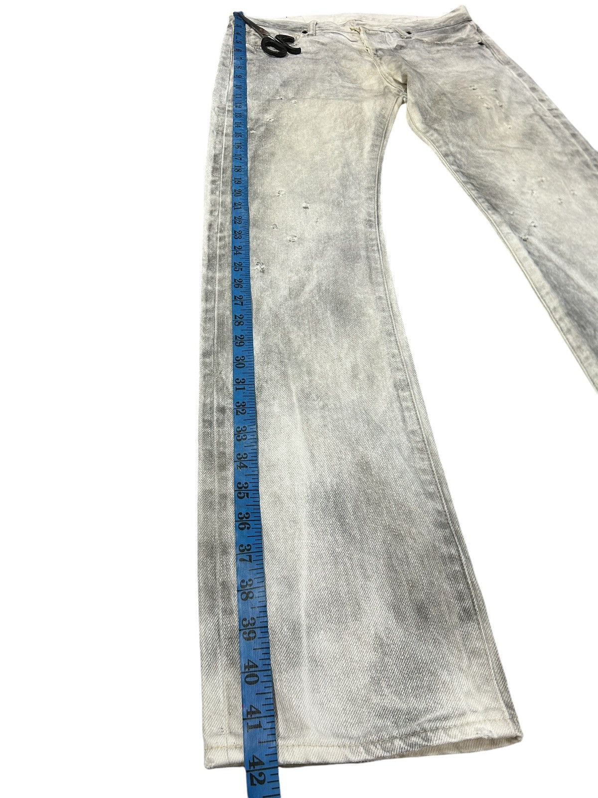 Japanese Brand × KURO × Vintage Vintage Kuro ‘Graphite’ Rare White Fade Selvedge Jeans Size US 31 - 23 Thumbnail