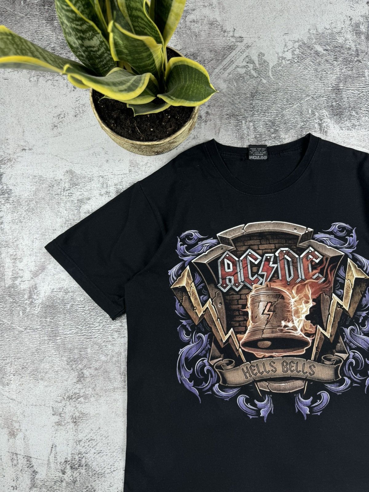AC/DC ACDC Hells Bells Album Tour 90S-00S Faded T-Shirt Tee Size US L / EU 52-54 / 3 - 11 Thumbnail