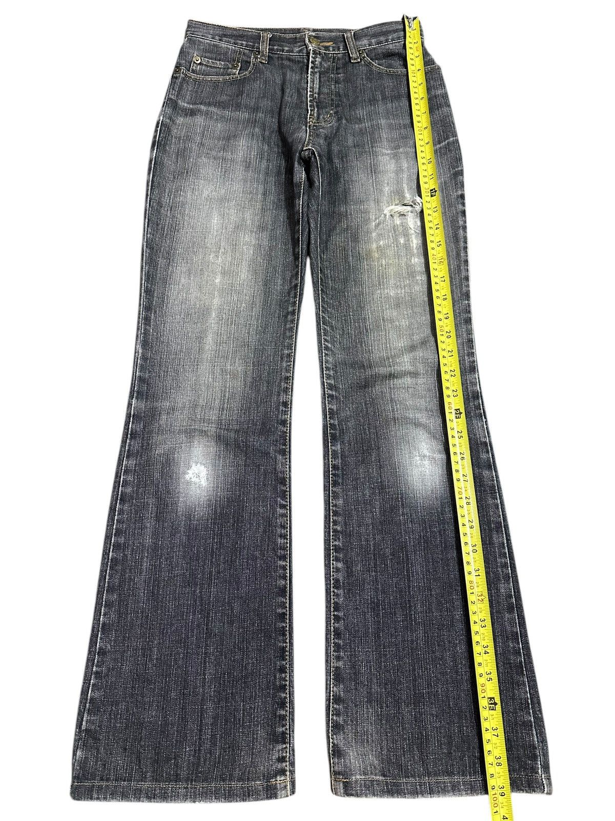 Uniqlo Vintage Japanese Uniqlo Faded Wash Distress Bootcut Jeans Size 27" / US 4 / IT 40 - 12 Thumbnail