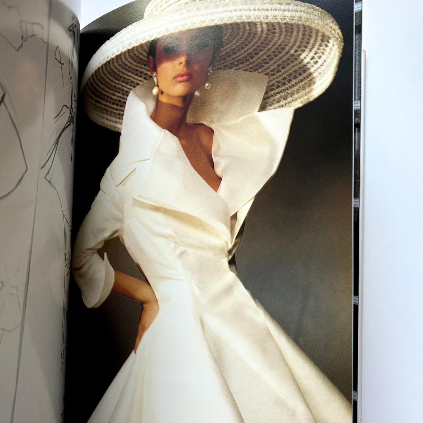Dior Dior Memoires de la Mode hardcover book Size ONE SIZE - 3 Thumbnail